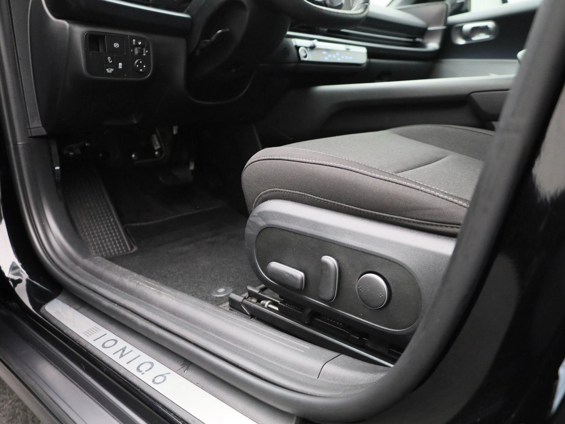Hyundai-IONIQ 6-image-32