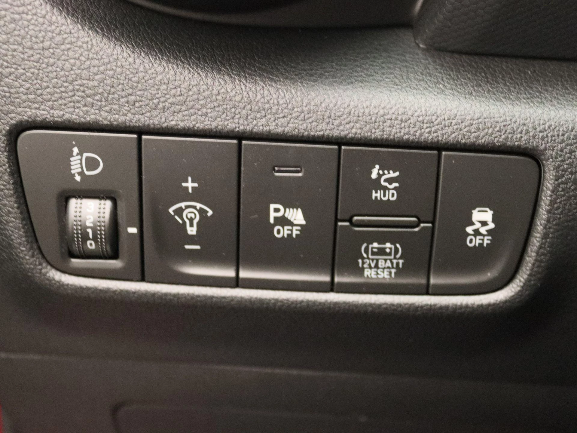 Hyundai-Kona-image-19