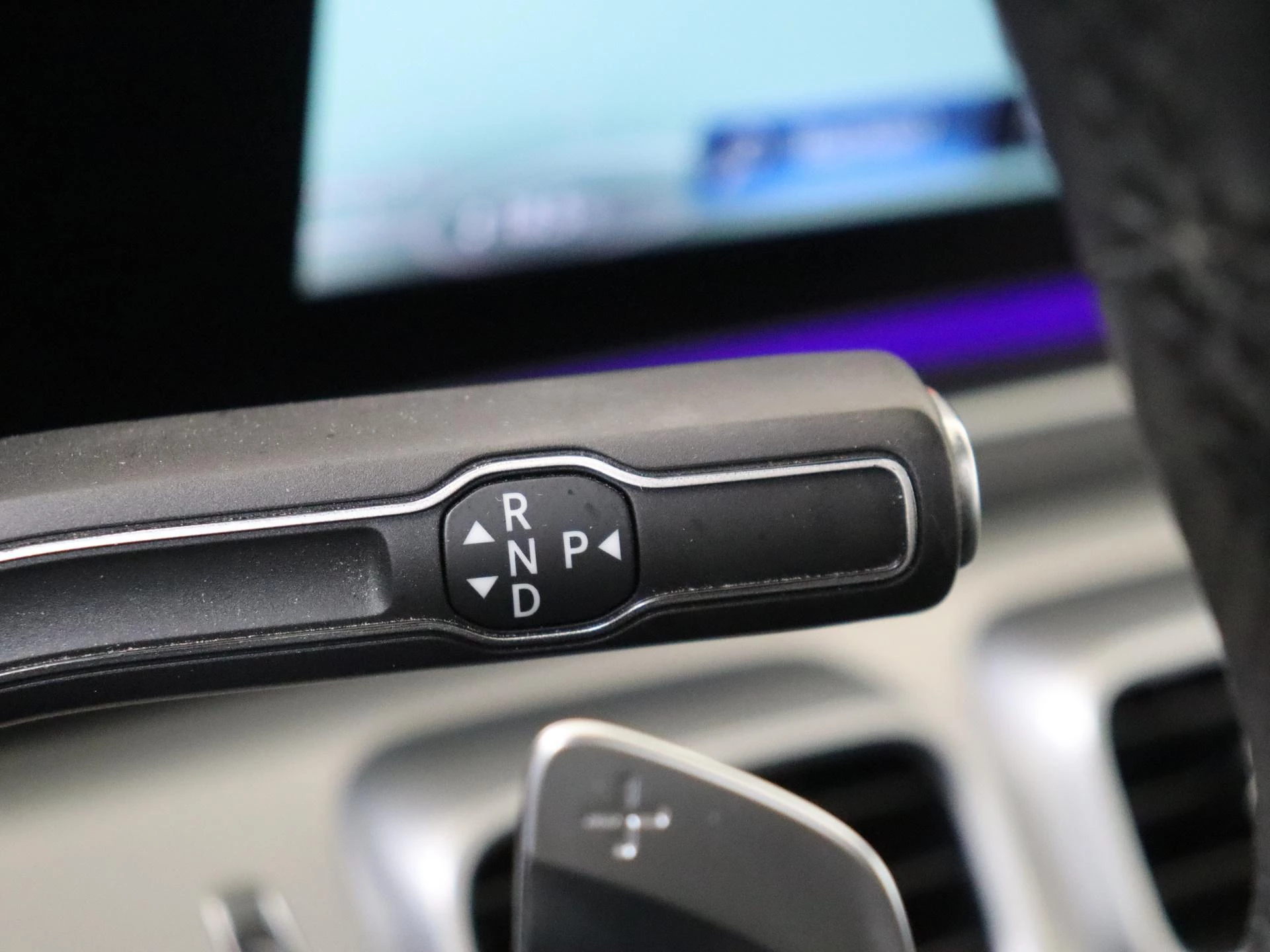 Mercedes-Benz-GLE-image-14