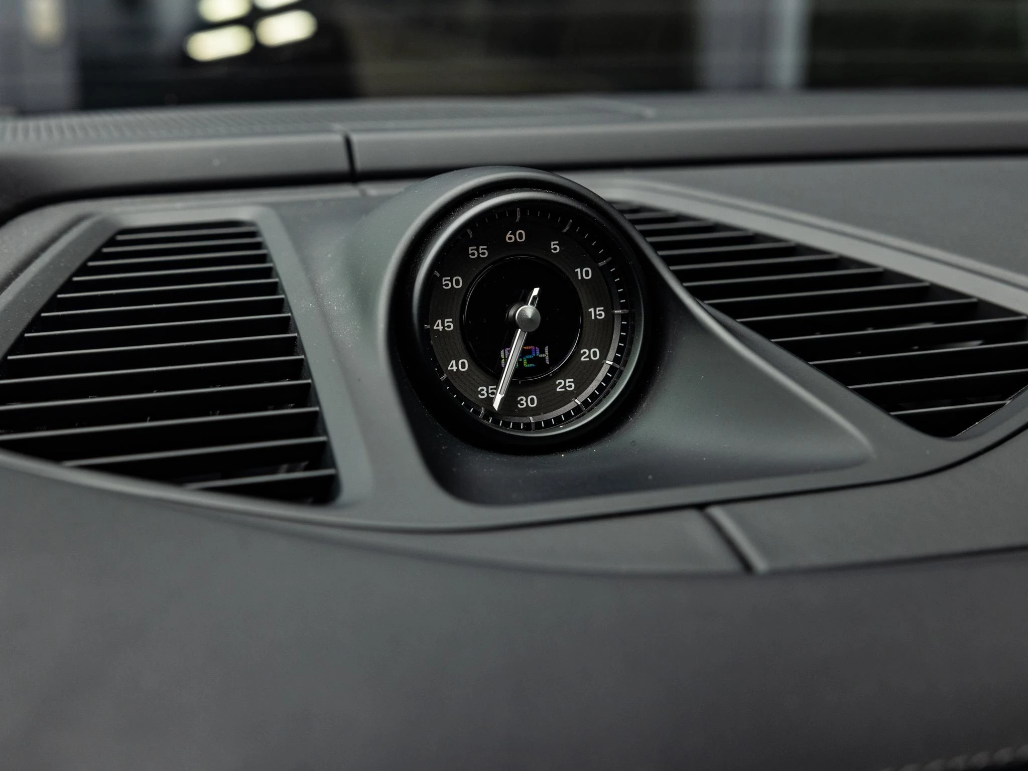 Porsche Macan Turbo 100 kWh