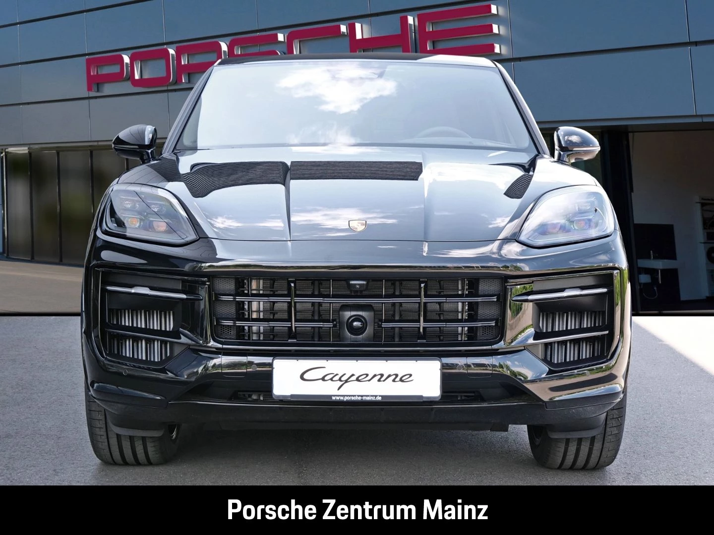 Porsche Cayenne E-Hybrid Coupe Black Edition InnoDrive black edition