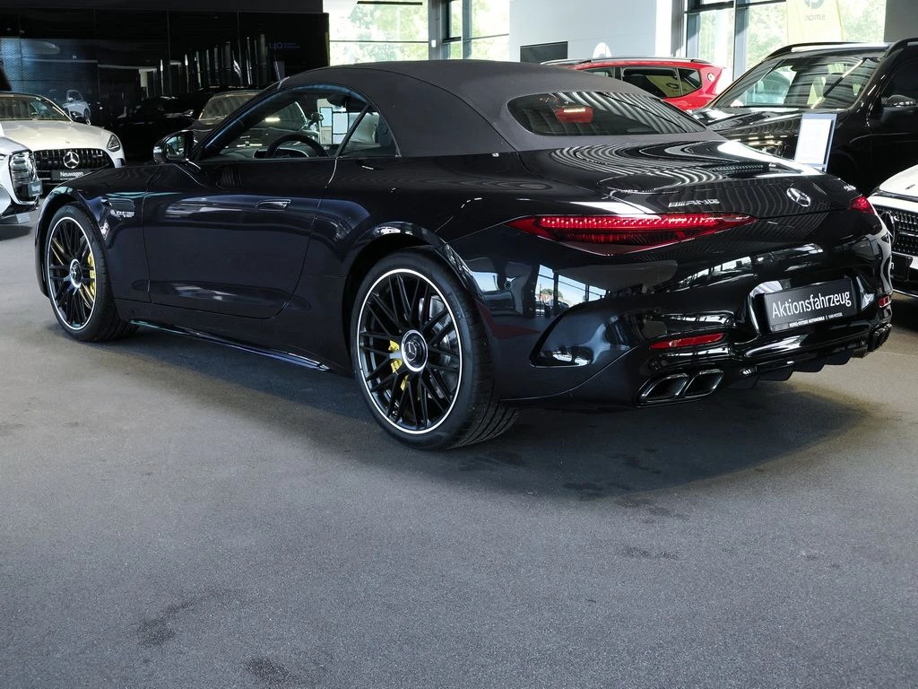 Mercedes-AMG-SL 63 AMG-image-4