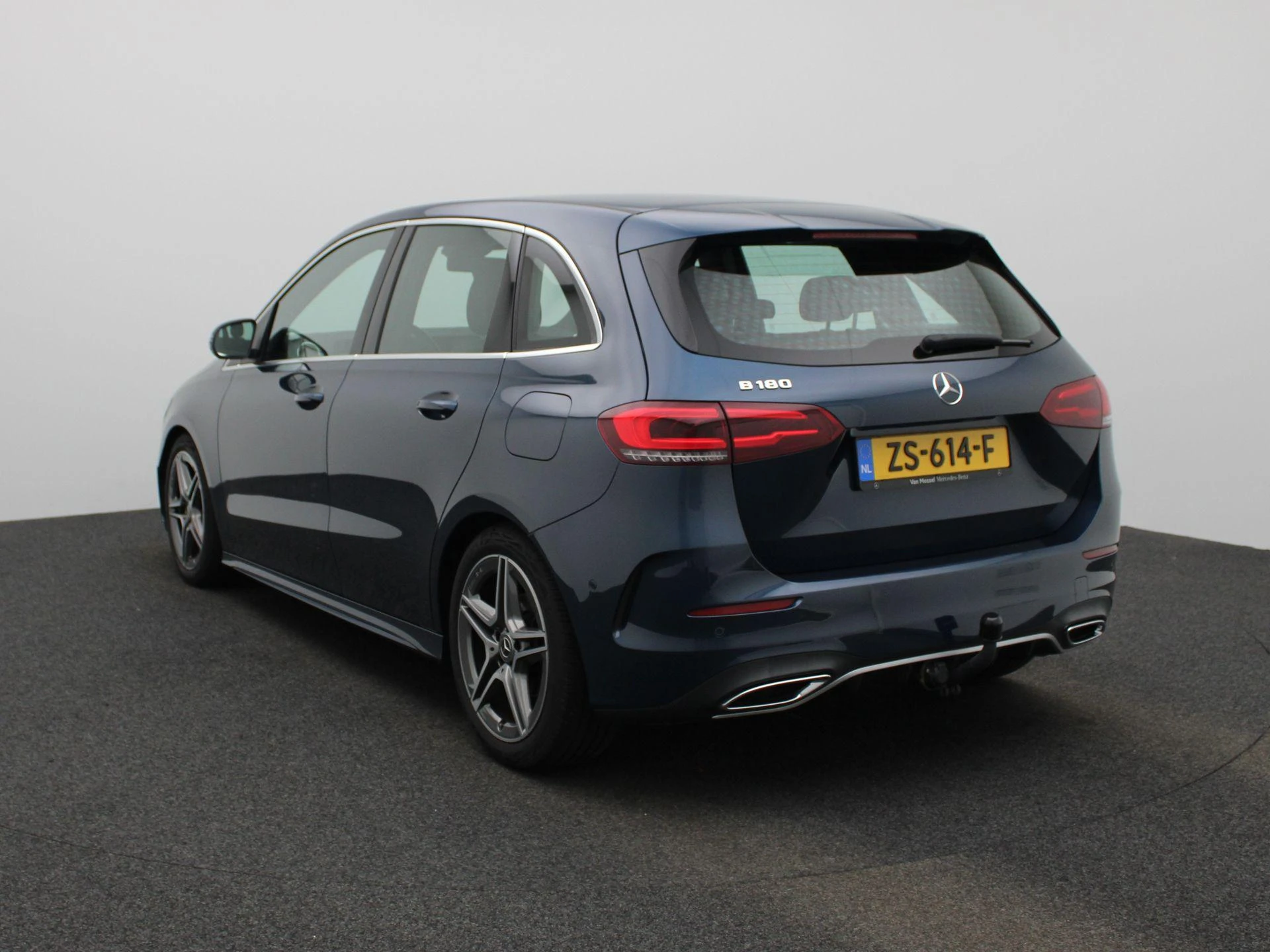 Mercedes-Benz B-Klasse 180 Business Solution AMG