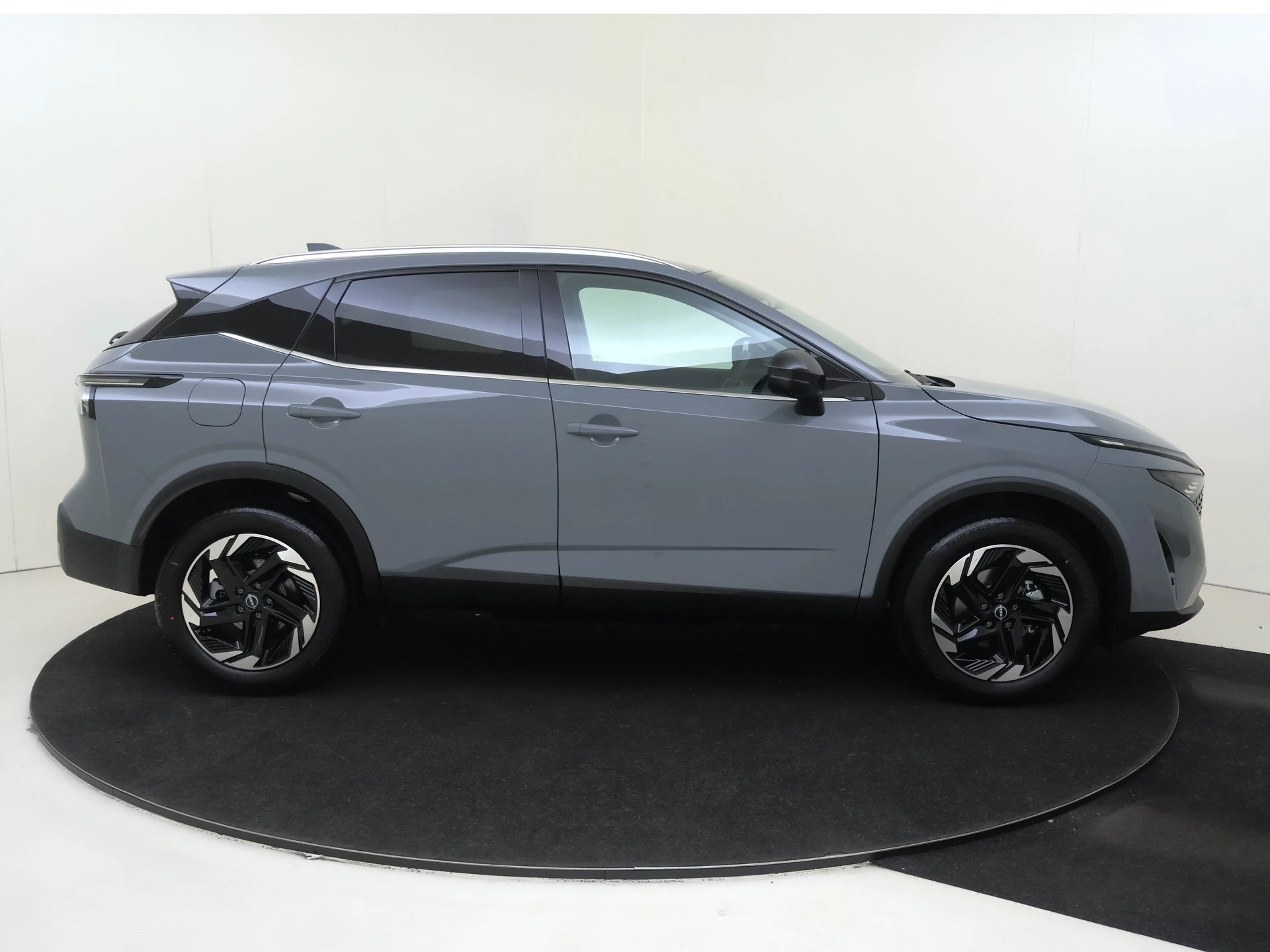 Nissan QASHQAI Mild-Hybrid 158 Xtronic N-Connecta + Cold Pack + Easy Pack