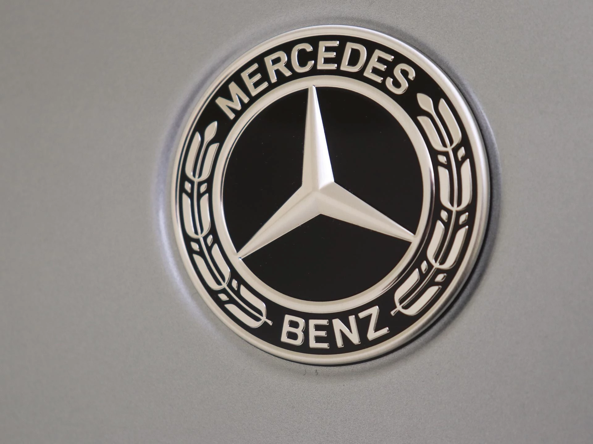 Mercedes-Benz-GLC-image-27