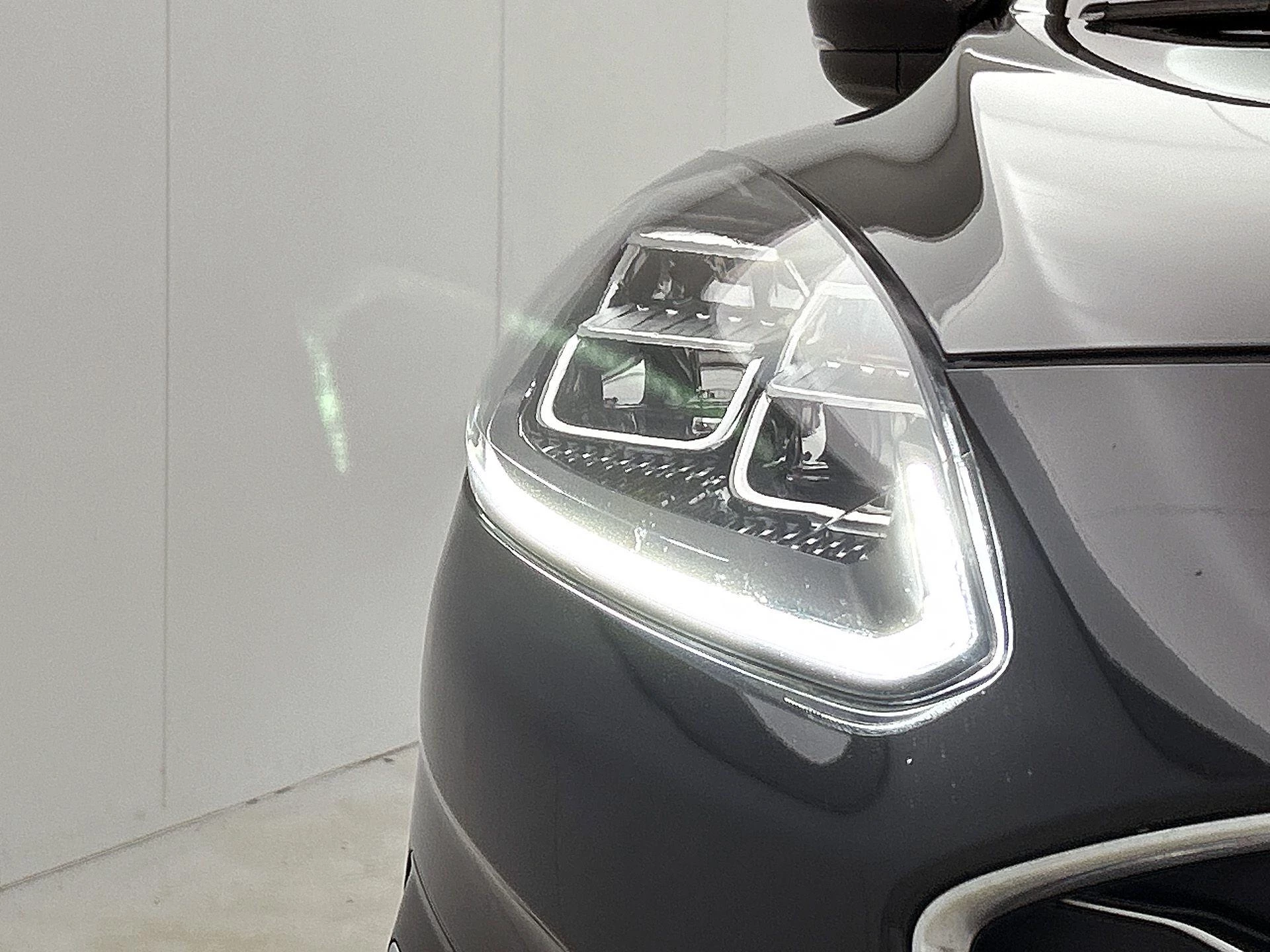 Ford Kuga 2.5 PHEV Vignale