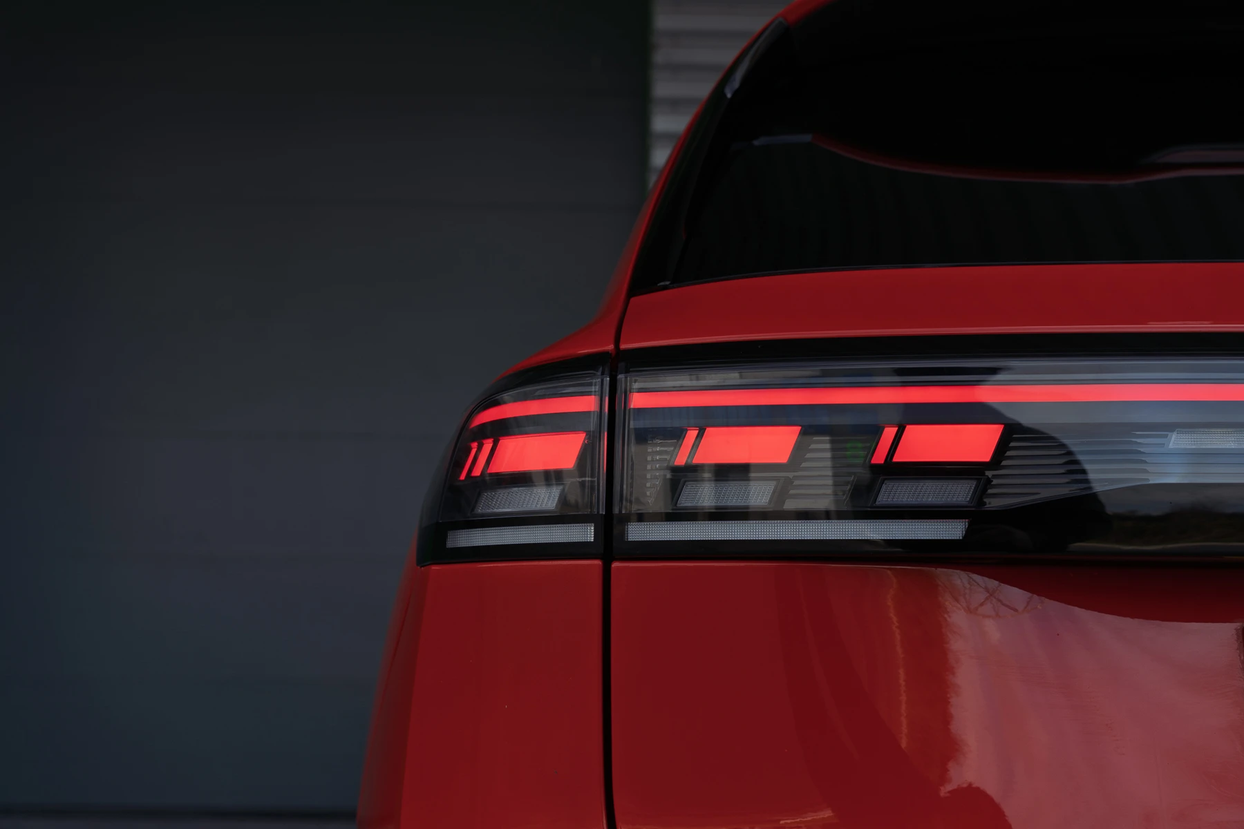 Volkswagen-Tiguan-image-27