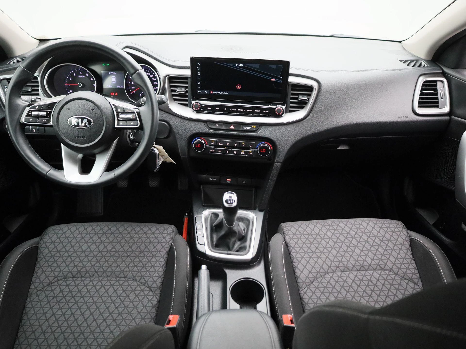 Kia-Ceed Sportswagon-image-8