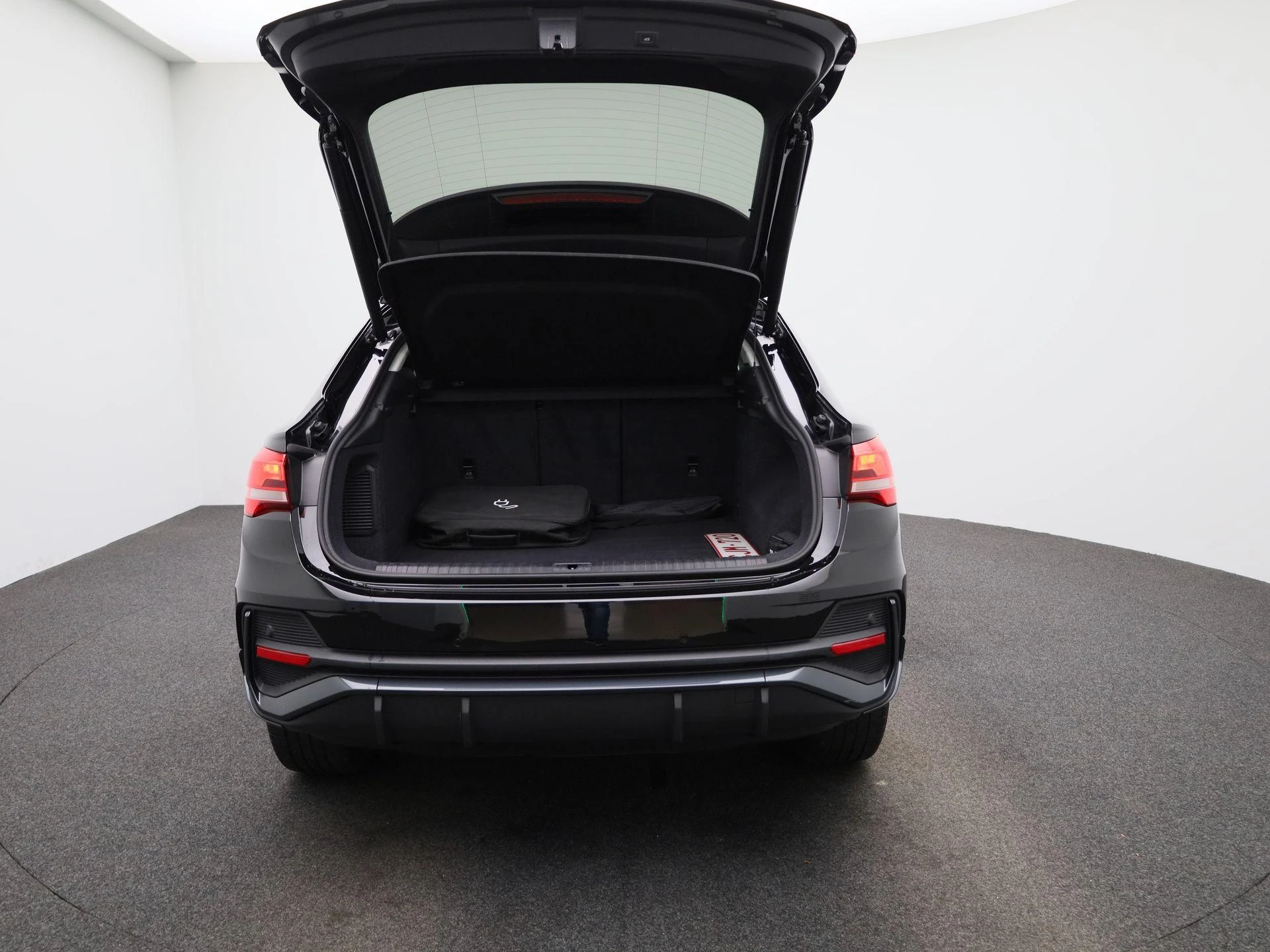 Audi-Q3-image-10
