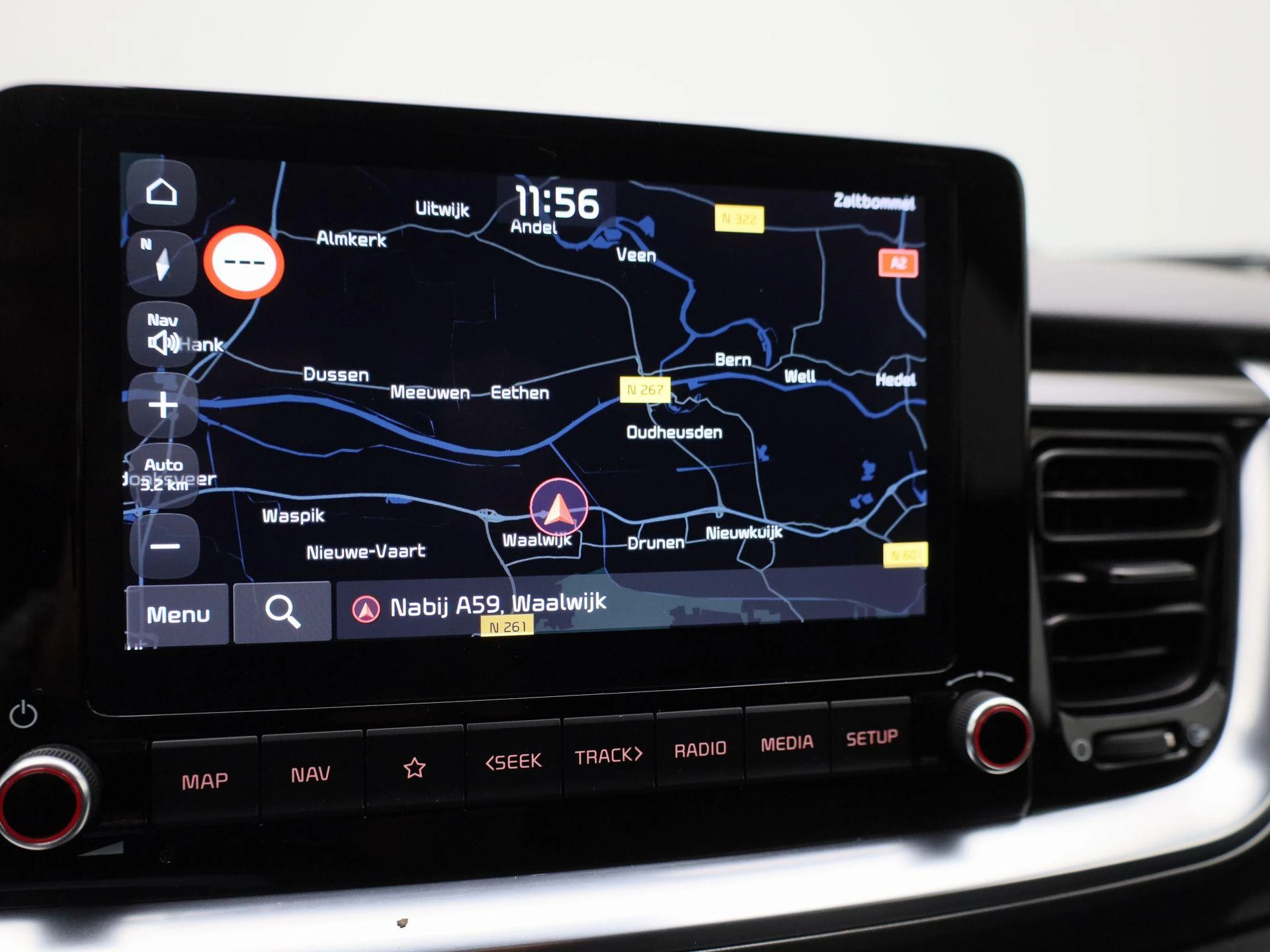 Kia-Stonic-image-13