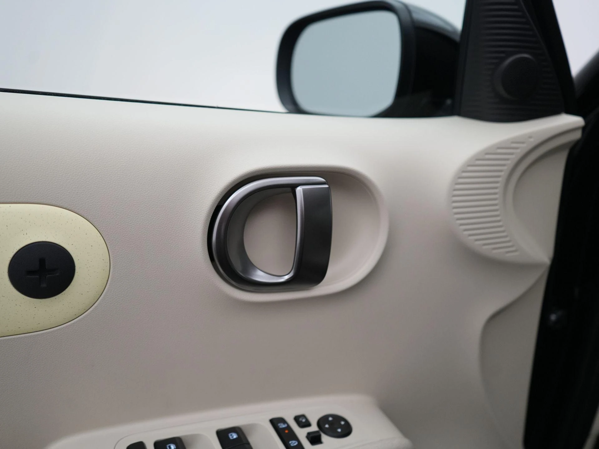 Hyundai-Inster-image-30