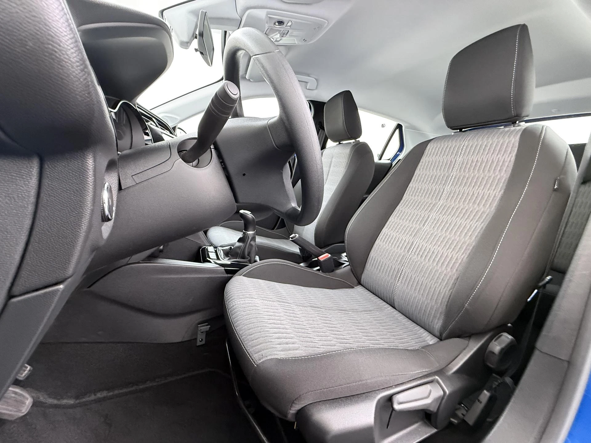 Opel-Corsa-image-9