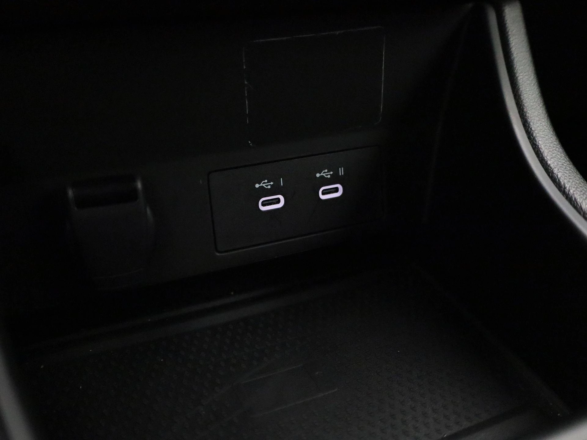 Renault-Captur-image-16