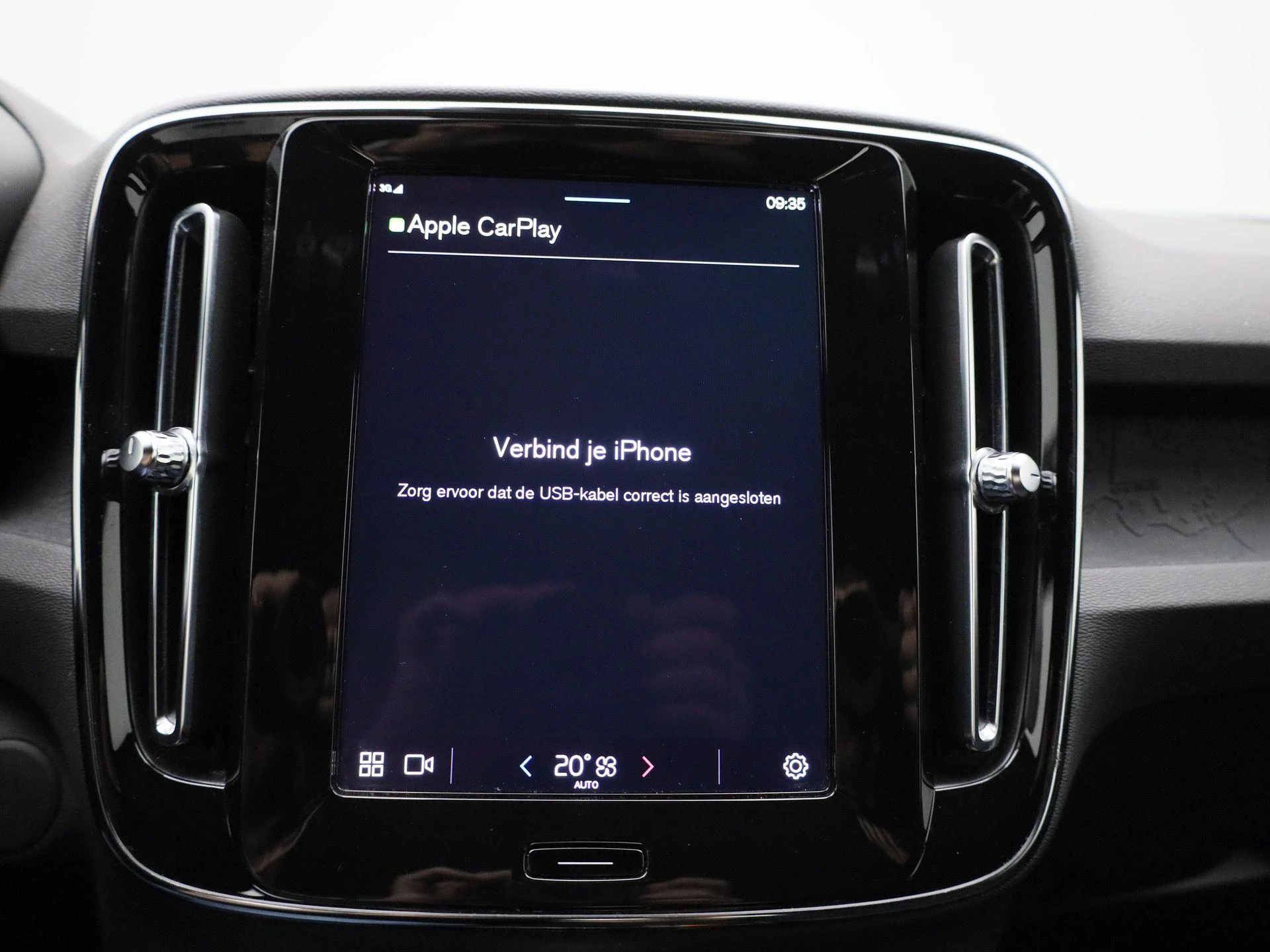 Volvo XC40 Recharge Core