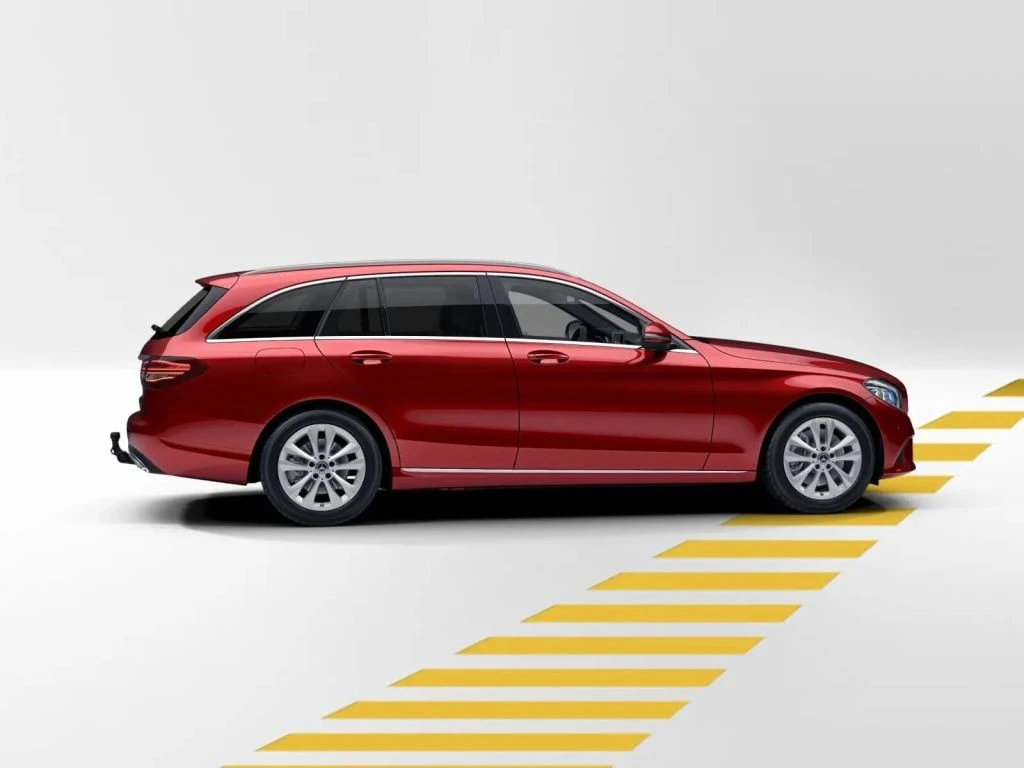 Mercedes-Benz-C-Klasse 300-image-6