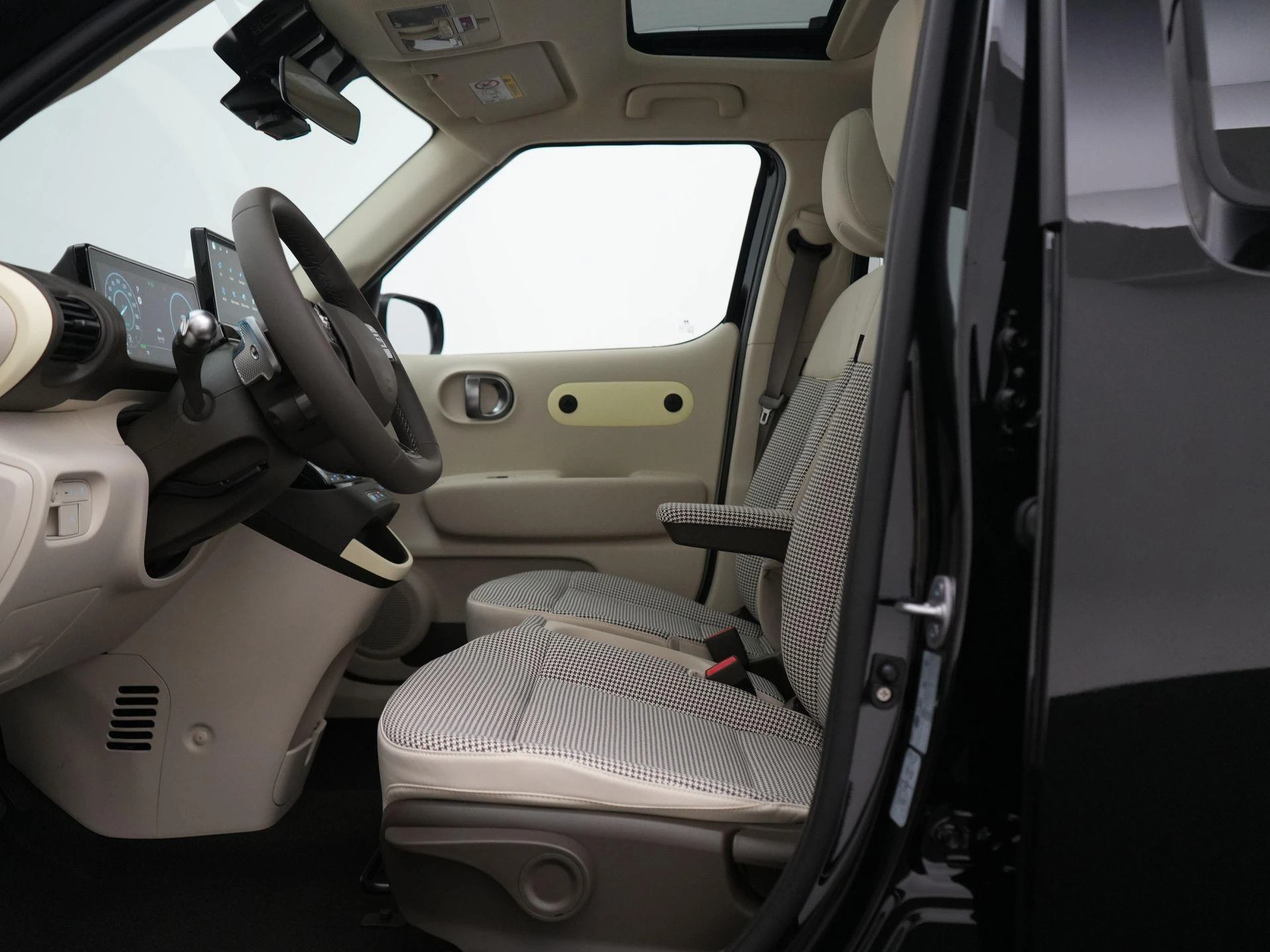 Hyundai-Inster-image-34
