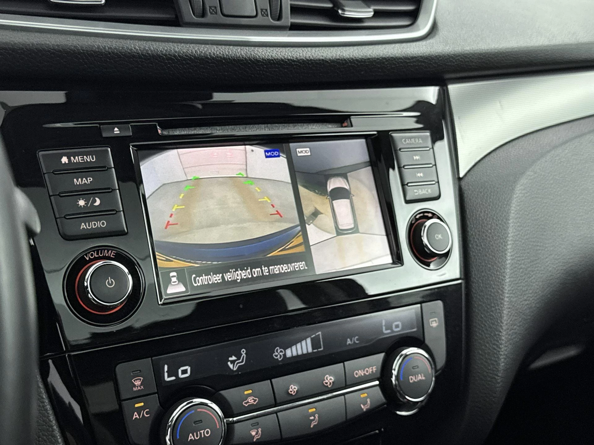 Nissan-QASHQAI-image-18