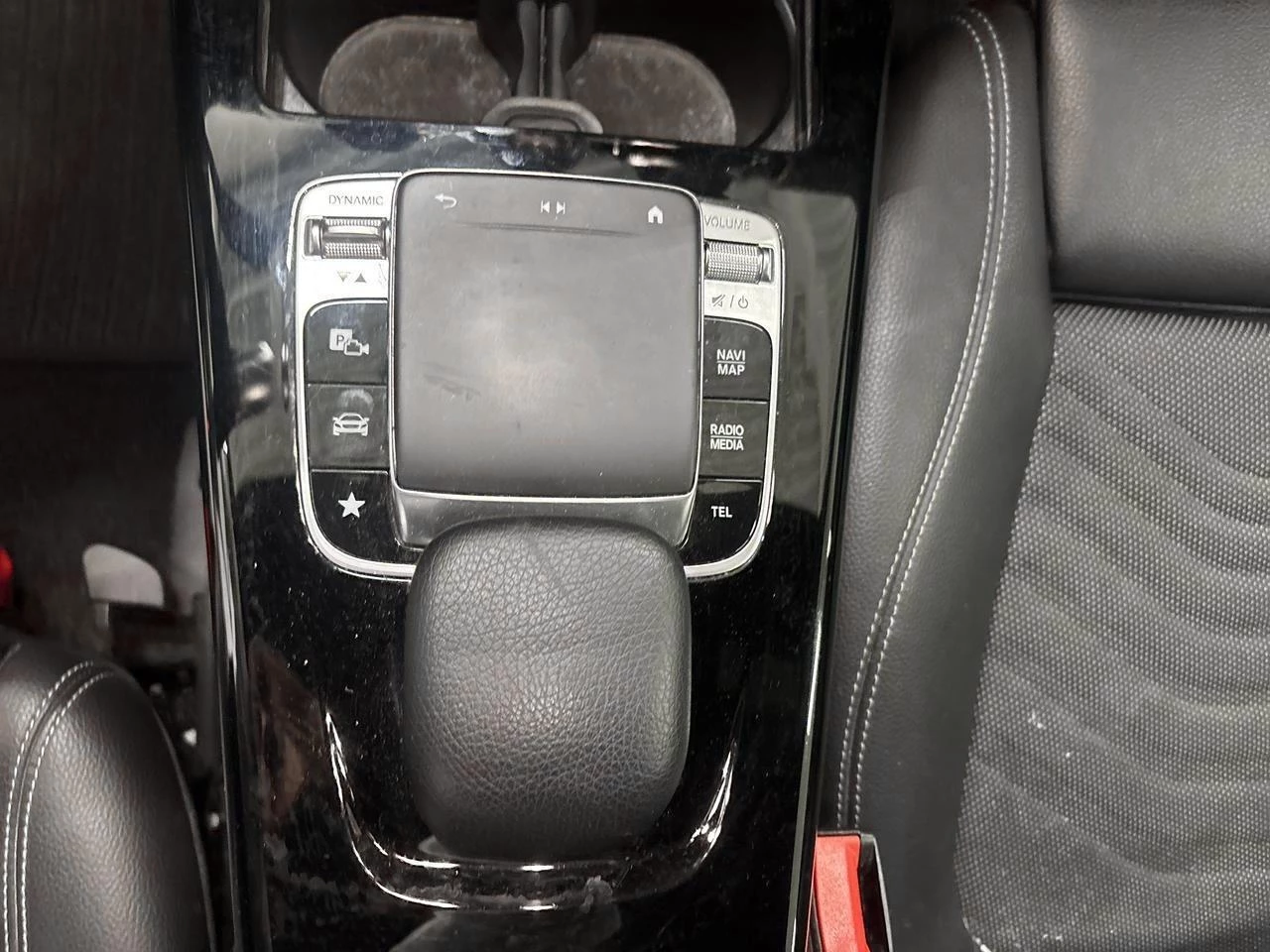 Mercedes-Benz A-Klasse A 180 d DCT
