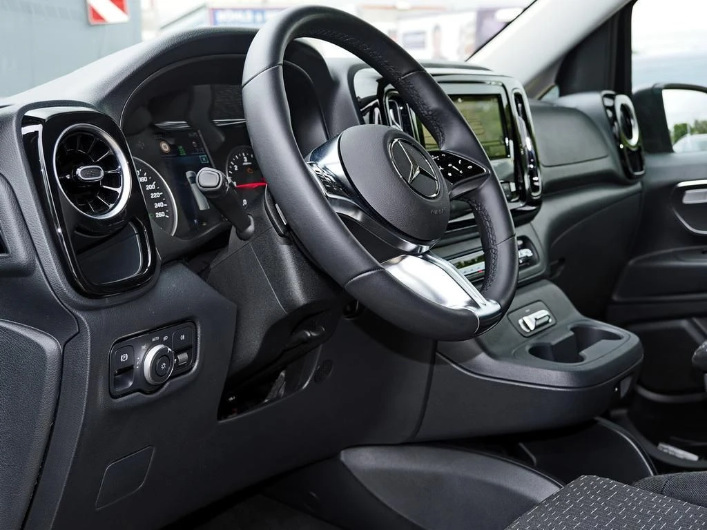 Mercedes-Benz-Vito 116-image-7