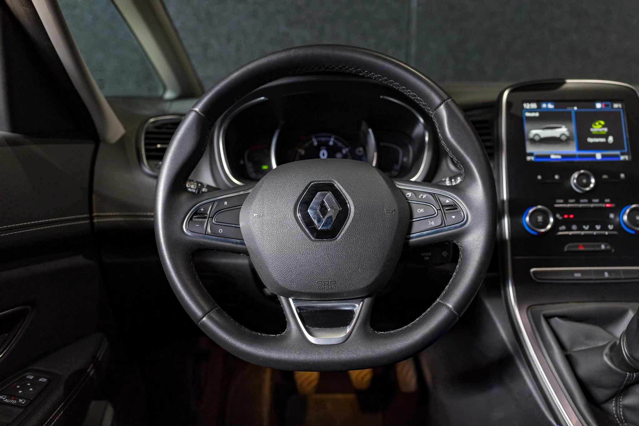 Renault-Scénic-image-14