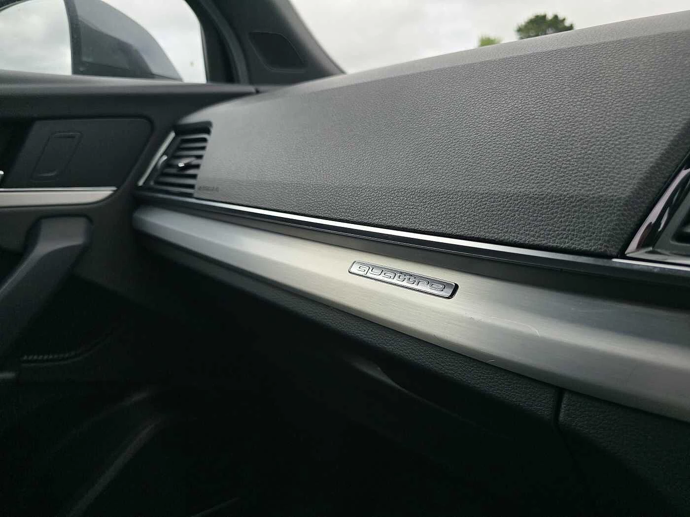 Audi-Q5-image-25
