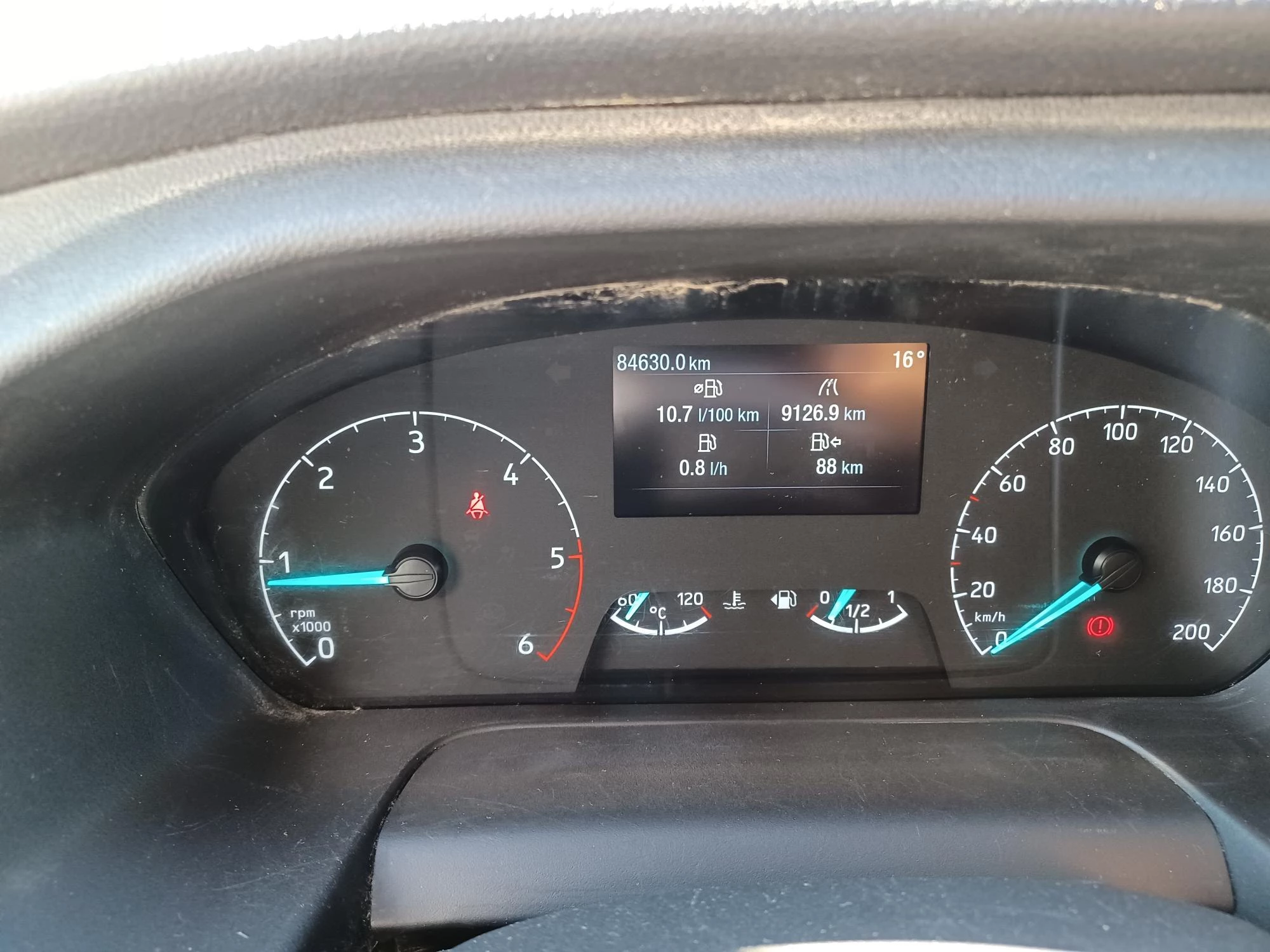 Ford Transit 2T Trend