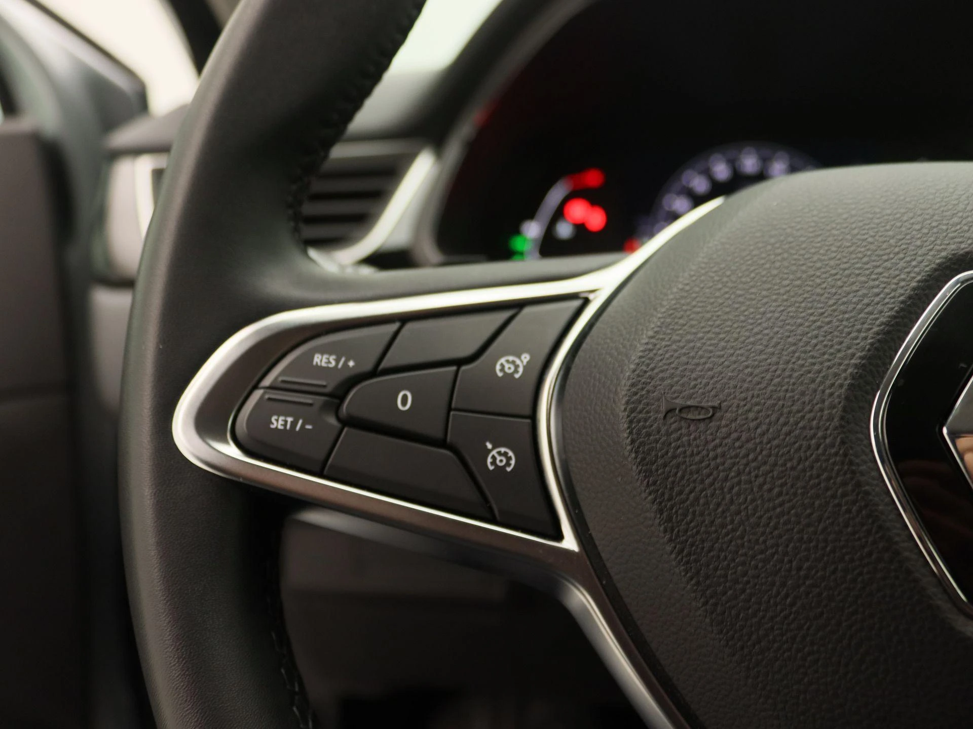 Renault-Captur-image-18