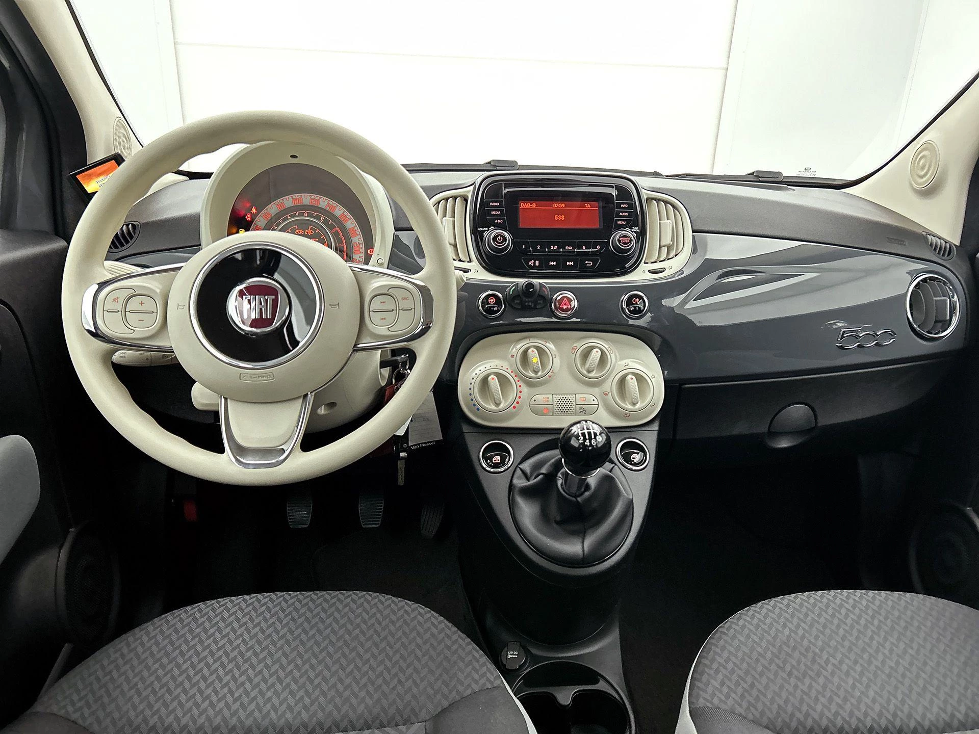 Fiat-500-image-3