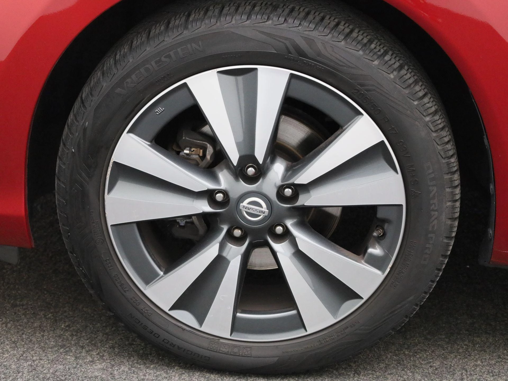 Nissan-Pulsar-image-11
