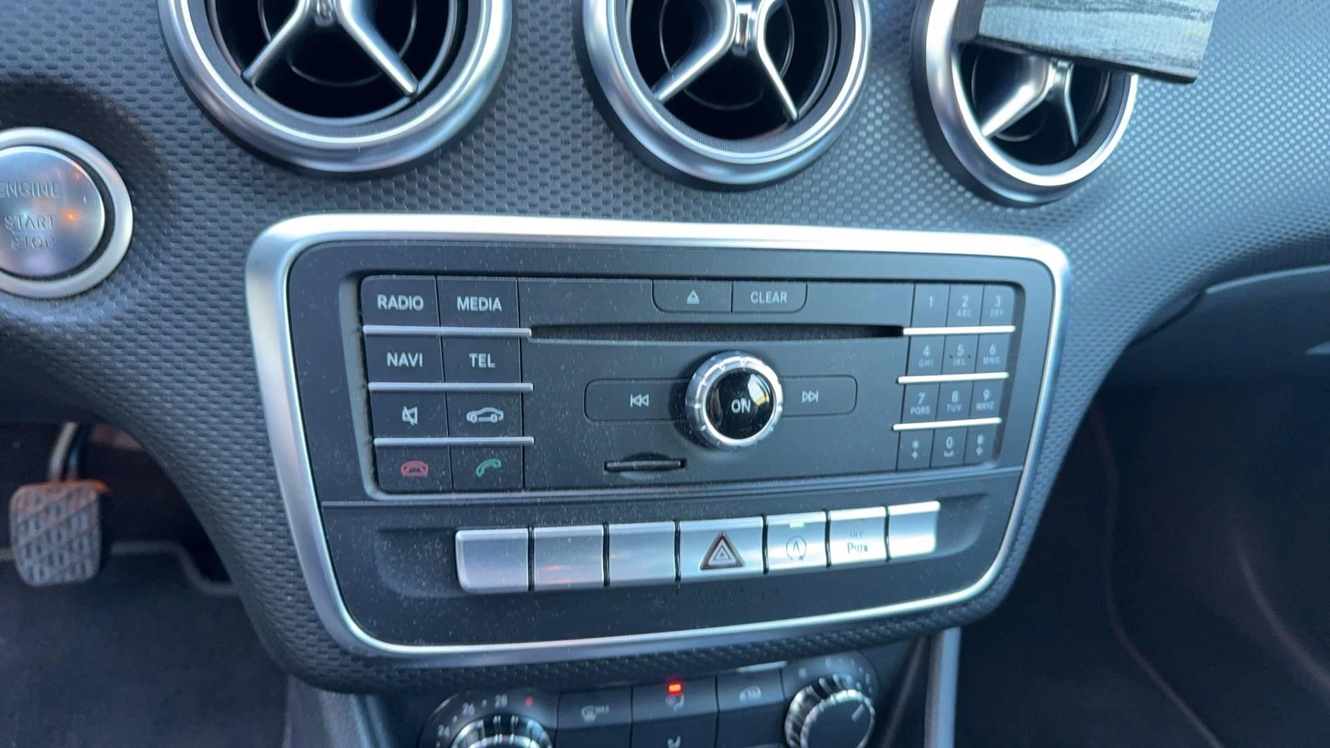 Mercedes-Benz-A-Klasse-image-13