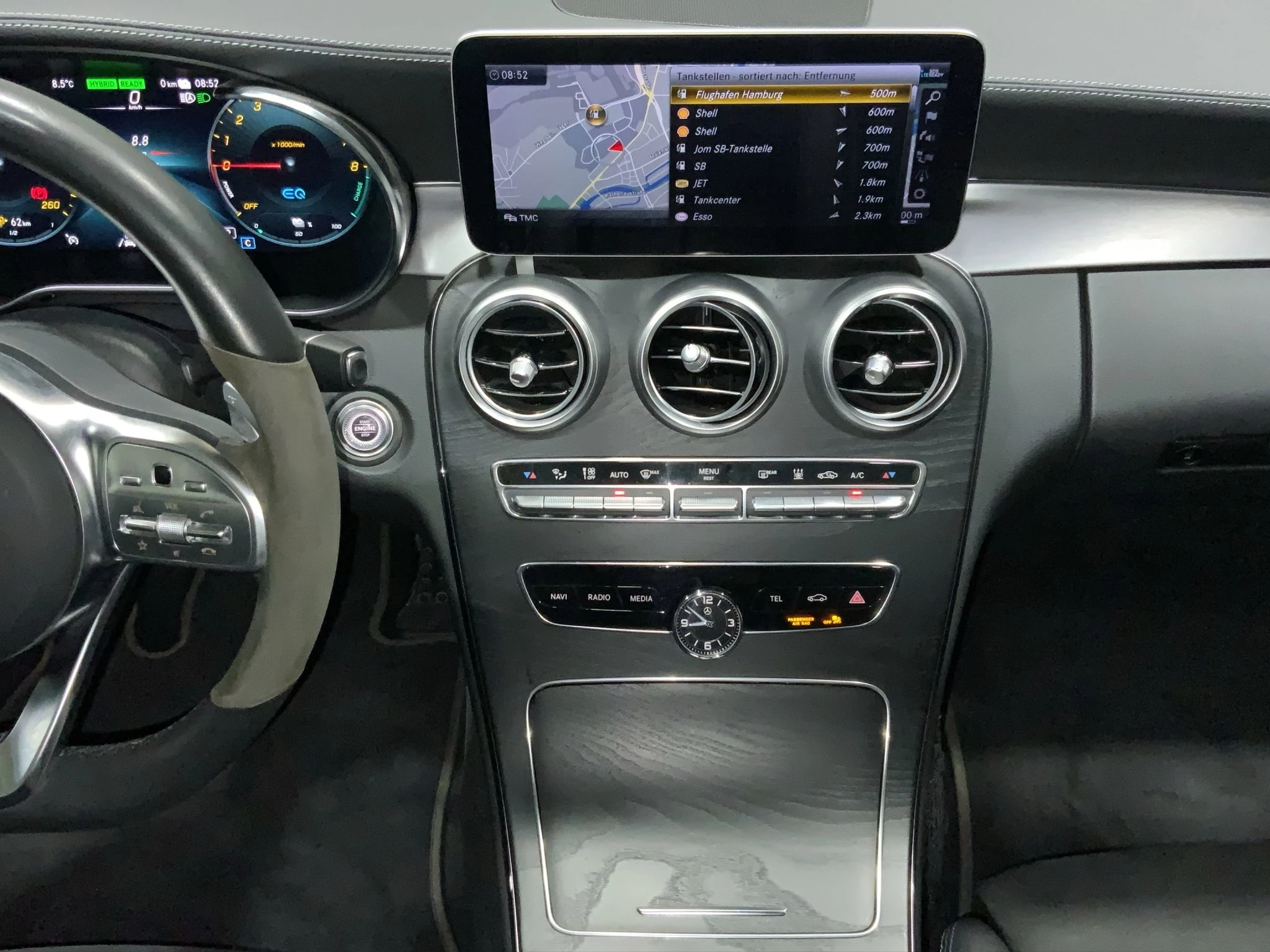 Mercedes-Benz-C-Klasse-image-13