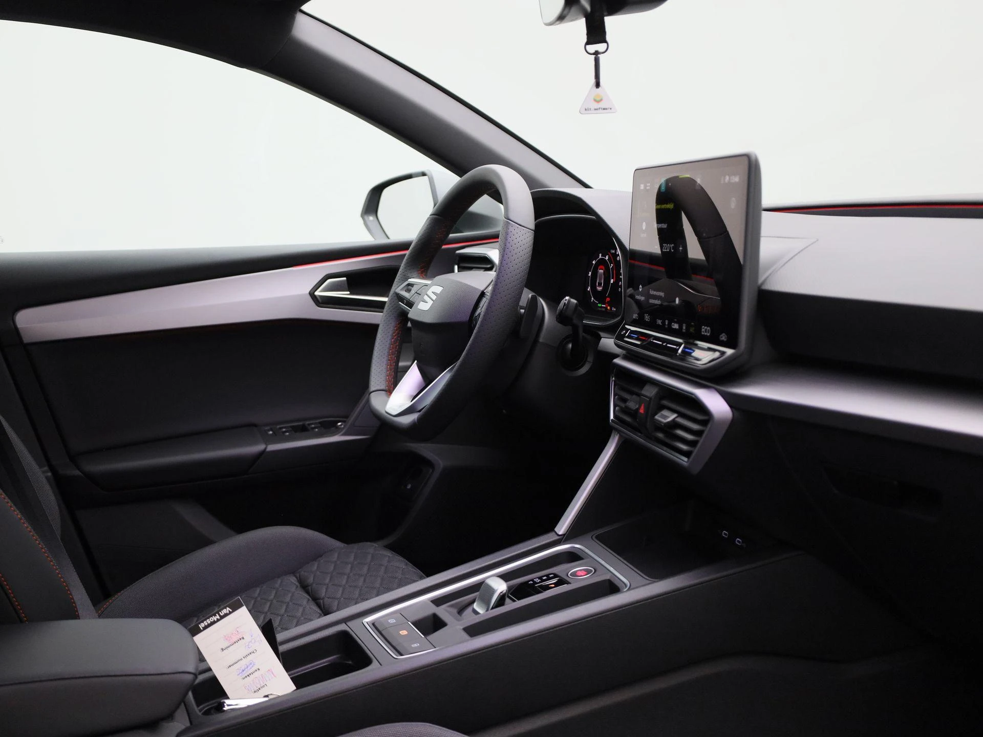 SEAT Leon Sportstourer 1.5 TSI e-Hybrid FR Business