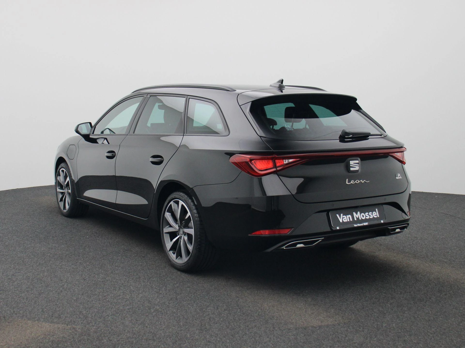 SEAT Leon Sportstourer 1.5 TSI e-Hybrid FR Business