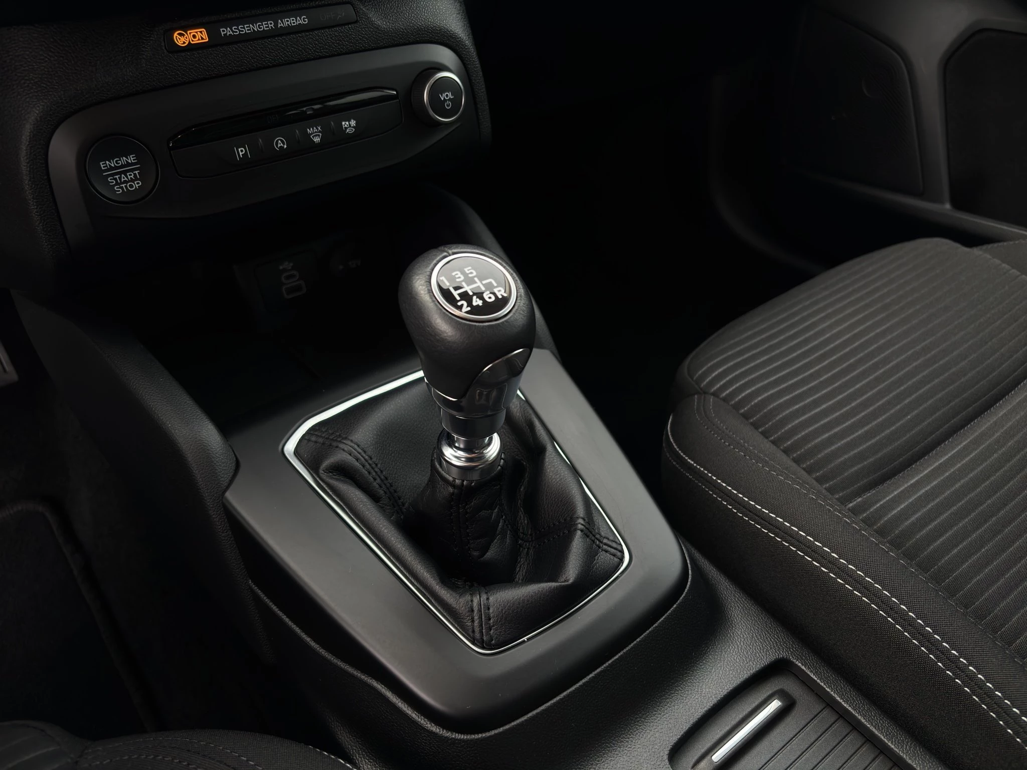 Ford Focus 1.0 EcoBoost Mild-Hyb. | ACC | ESA | WI-PKT