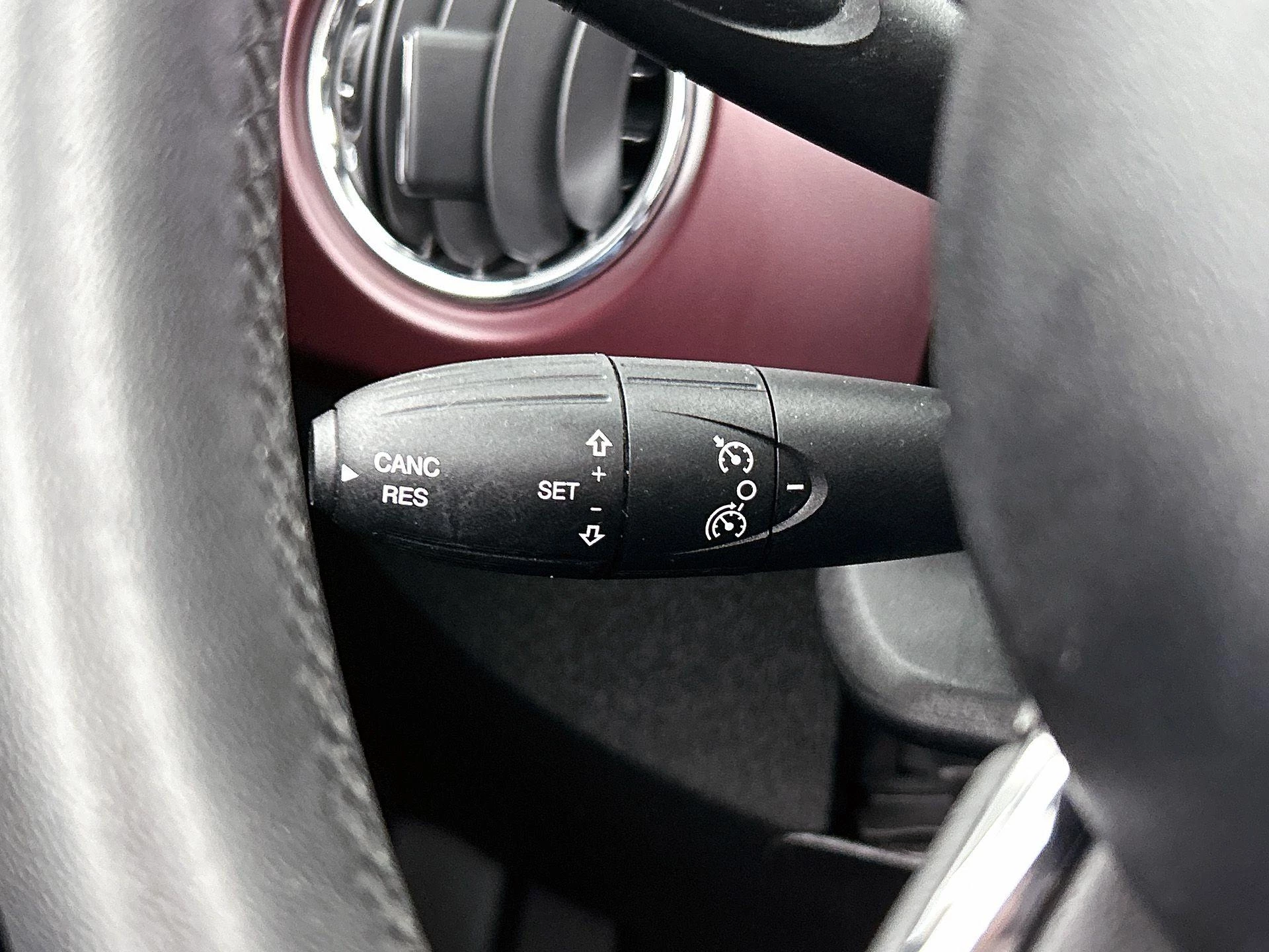 Fiat-500C-image-5