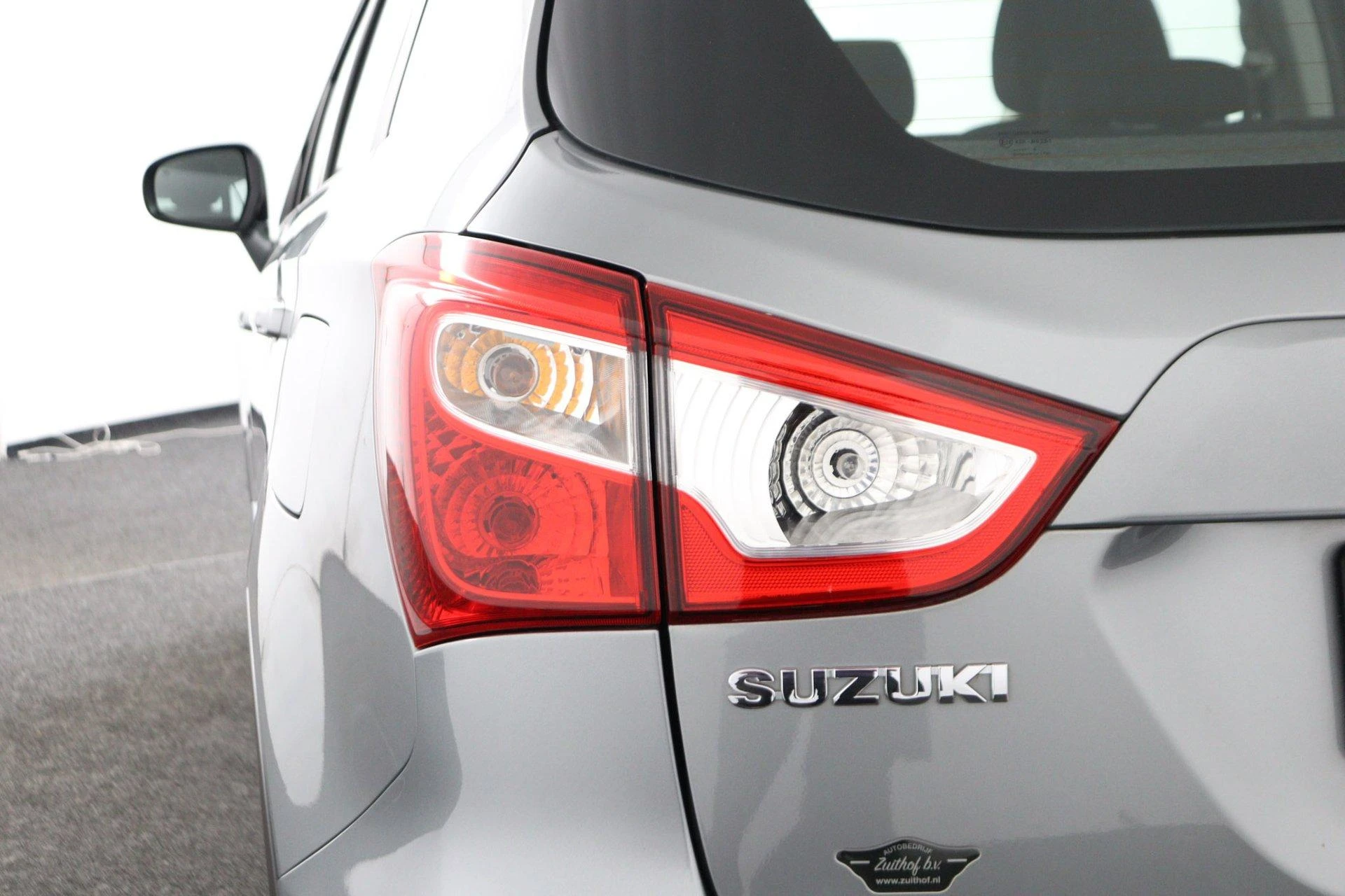 Suzuki-S-Cross-image-36
