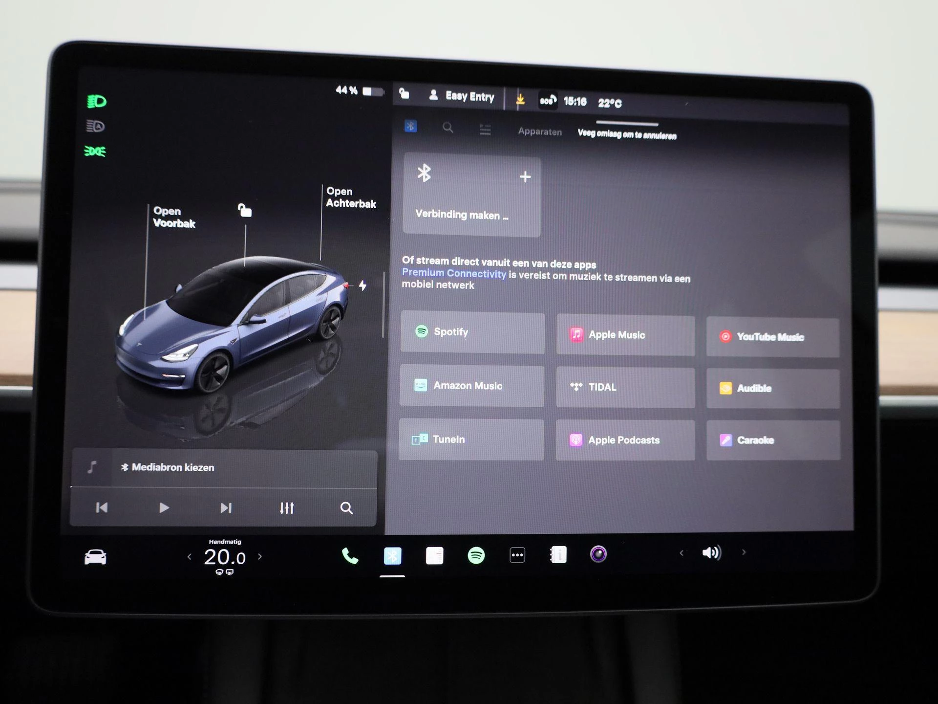 Tesla-Model 3-image-22