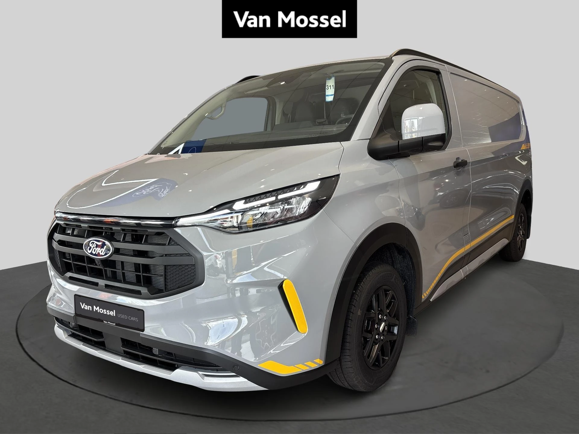 Ford-Transit Custom-image-0