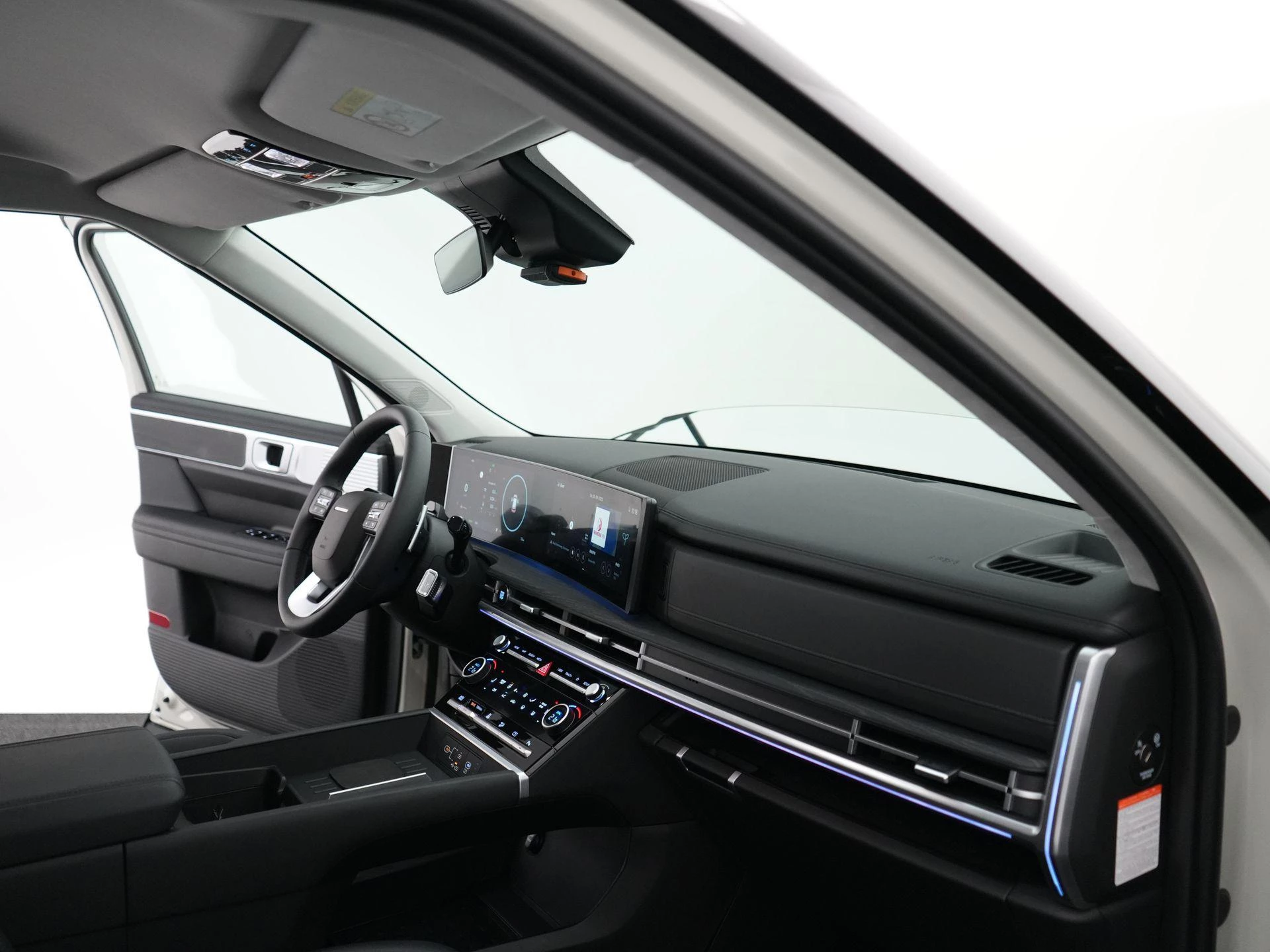 Hyundai-Santa Fe-image-34
