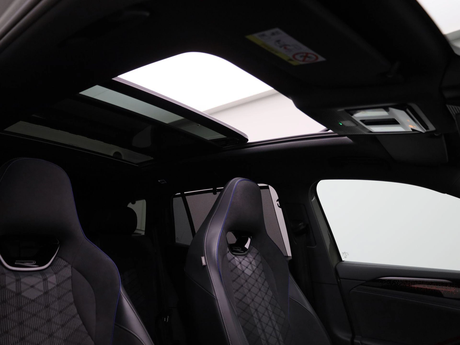 Volkswagen Tayron 1.5 eHybrid R-Line Edition 204 PK|