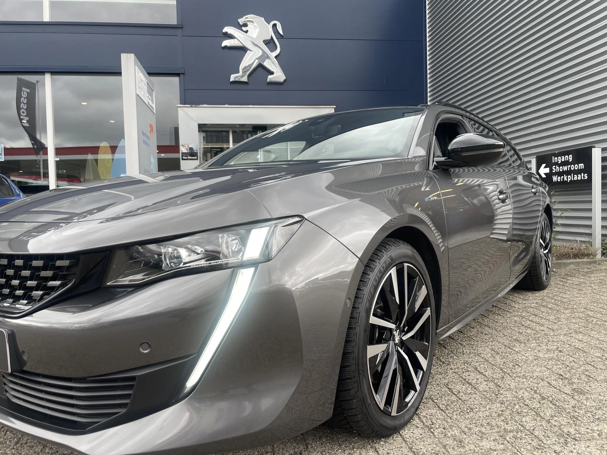 Peugeot 508 SW 1.6 HYbrid 225 GT
