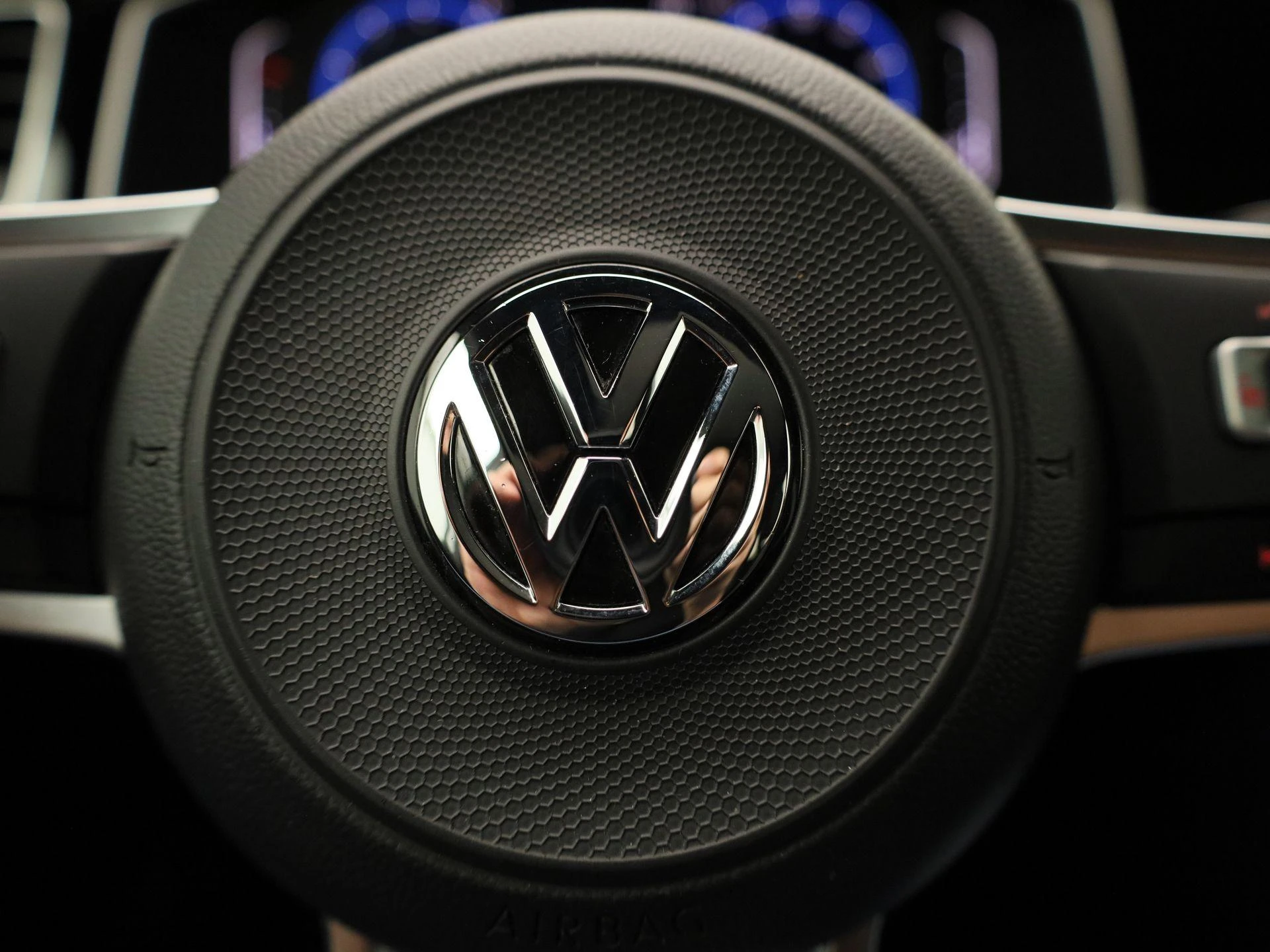 Volkswagen-Polo-image-25