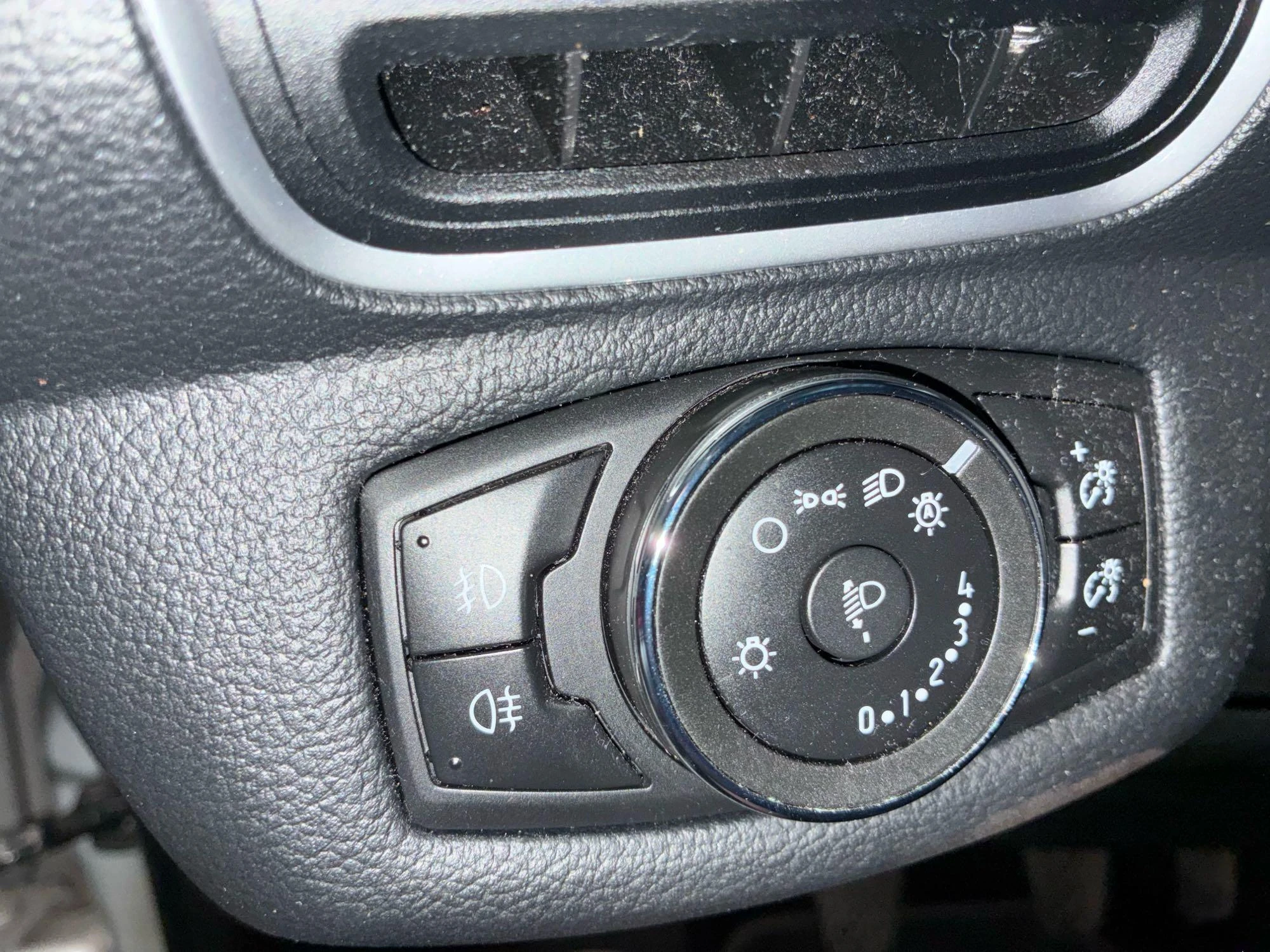 Ford-B-MAX-image-8