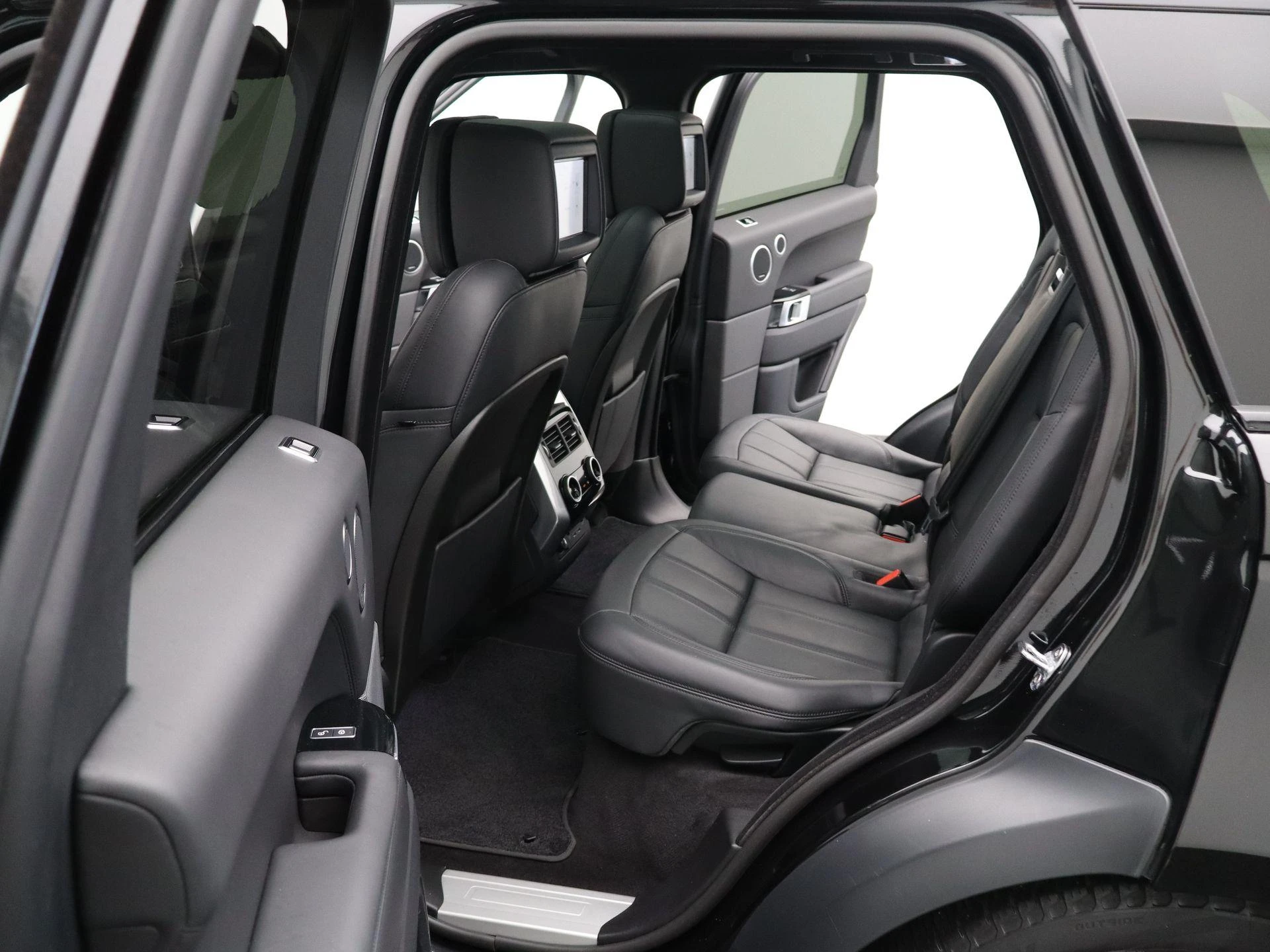 Land Rover-Range Rover Sport-image-11