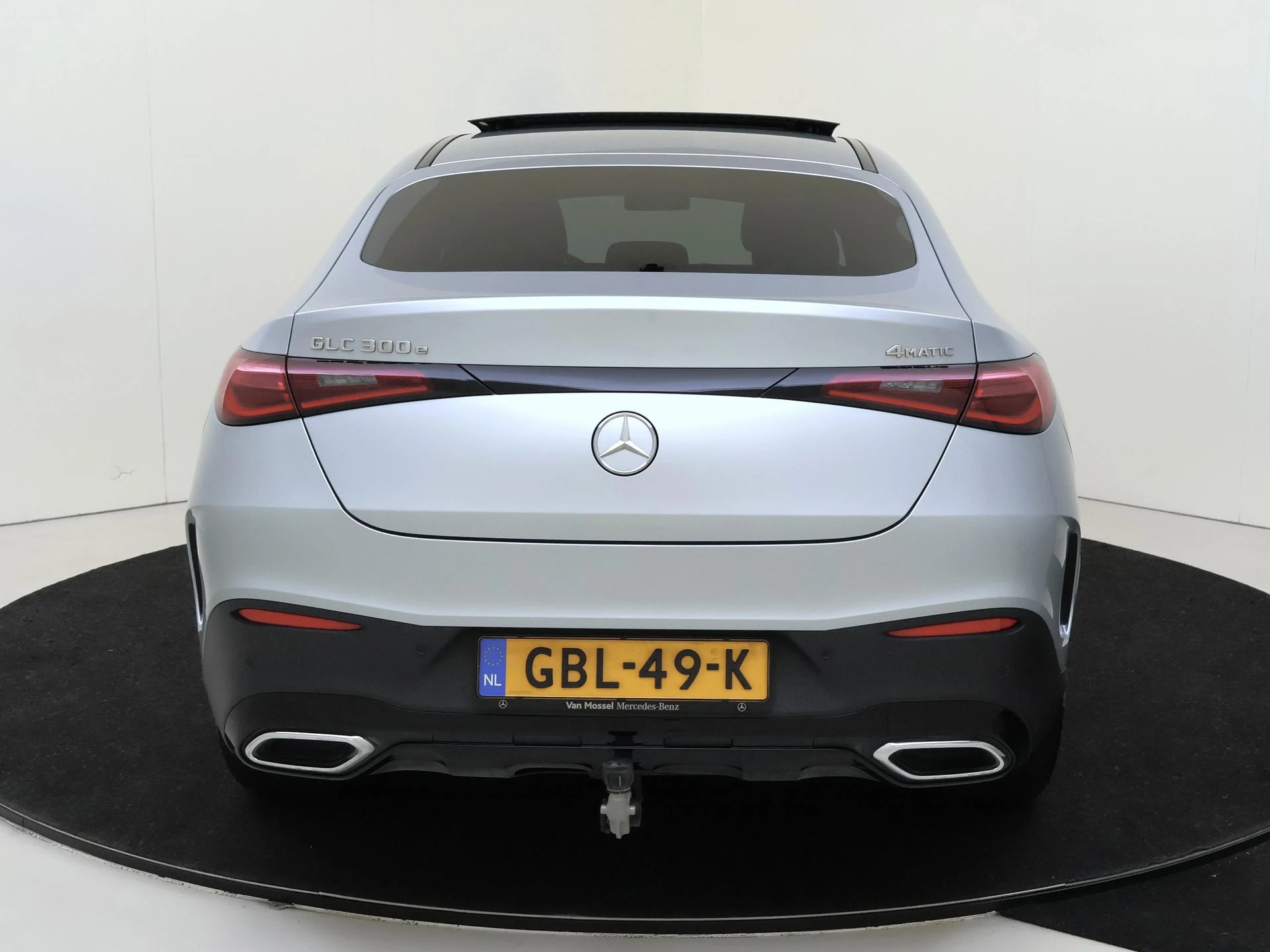 Mercedes-Benz-GLC-image-6