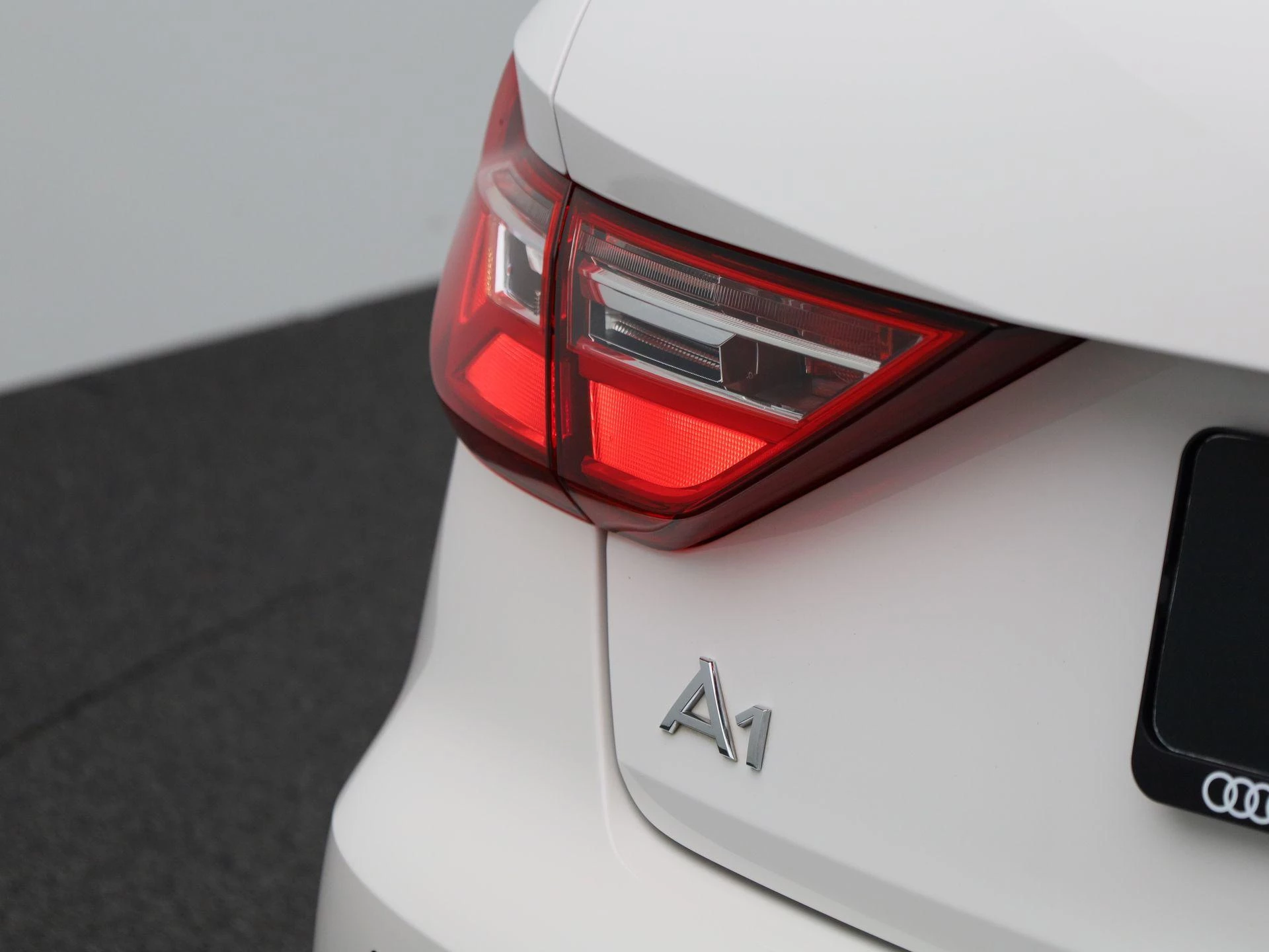 Audi-A1 Sportback-image-34