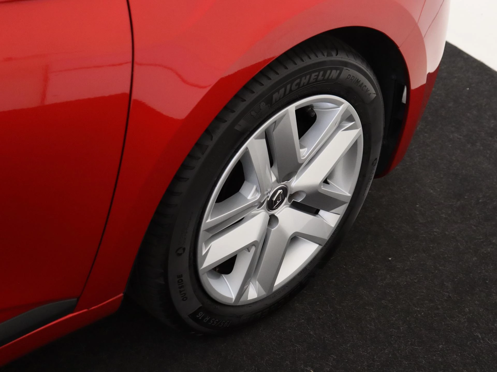 Renault-Clio-image-3