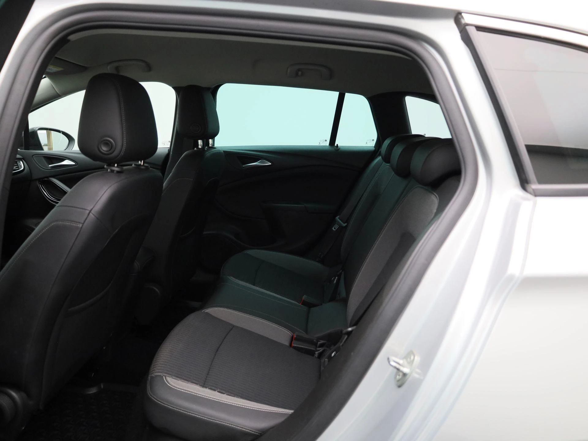 Opel-Astra-image-9