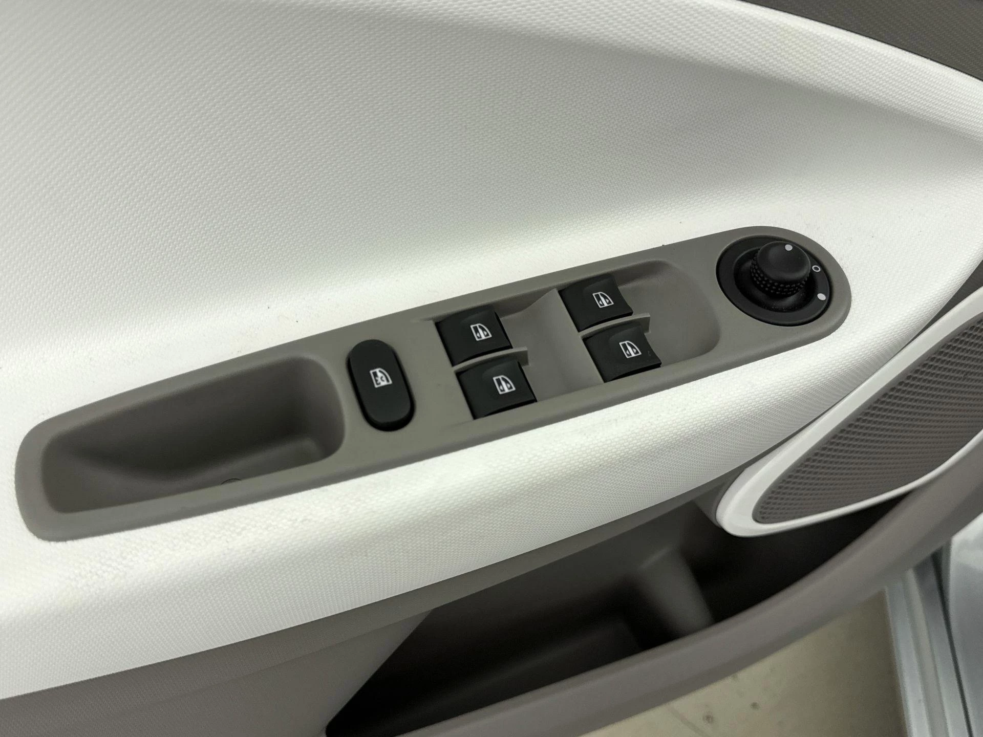Renault-ZOE-image-15