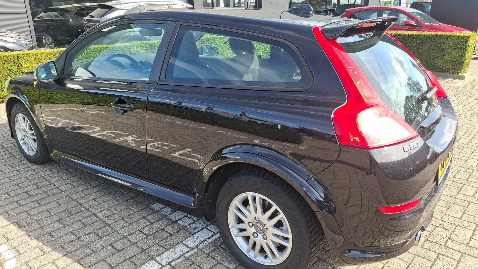 Volvo-C30-image-2